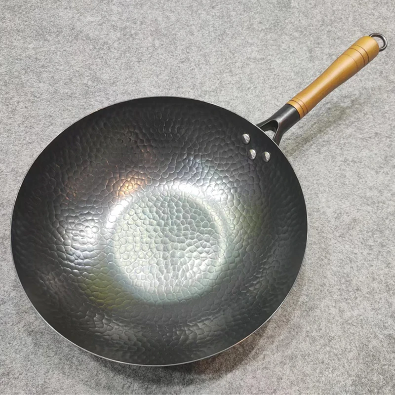 11.8inch  Chinese Carbon Steel Wok Hand Hammered Wok With Wooden Handle Carbon Steel Wok Pan