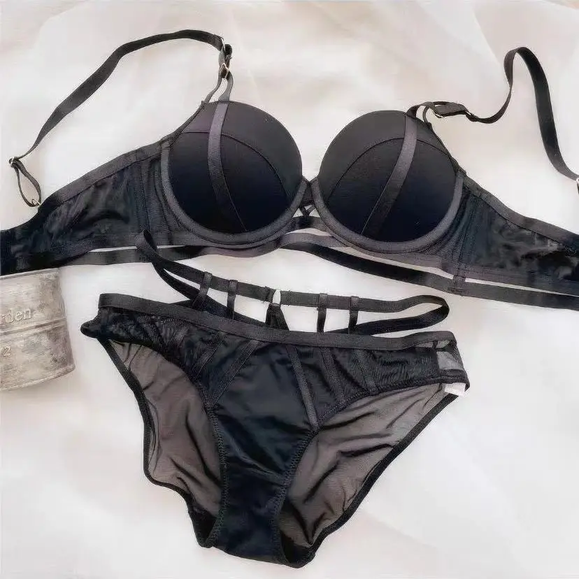 Sexy Ladies Lace transparent Underwear Front Button Sexy lace temptation bra suit with steel ring French hollow-out sexy suit