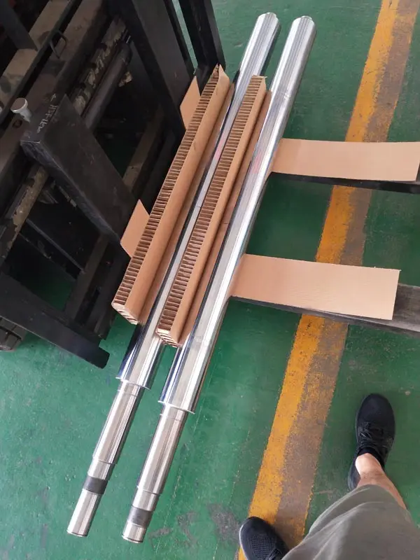 Customized Longitudinal cutting line main shaft