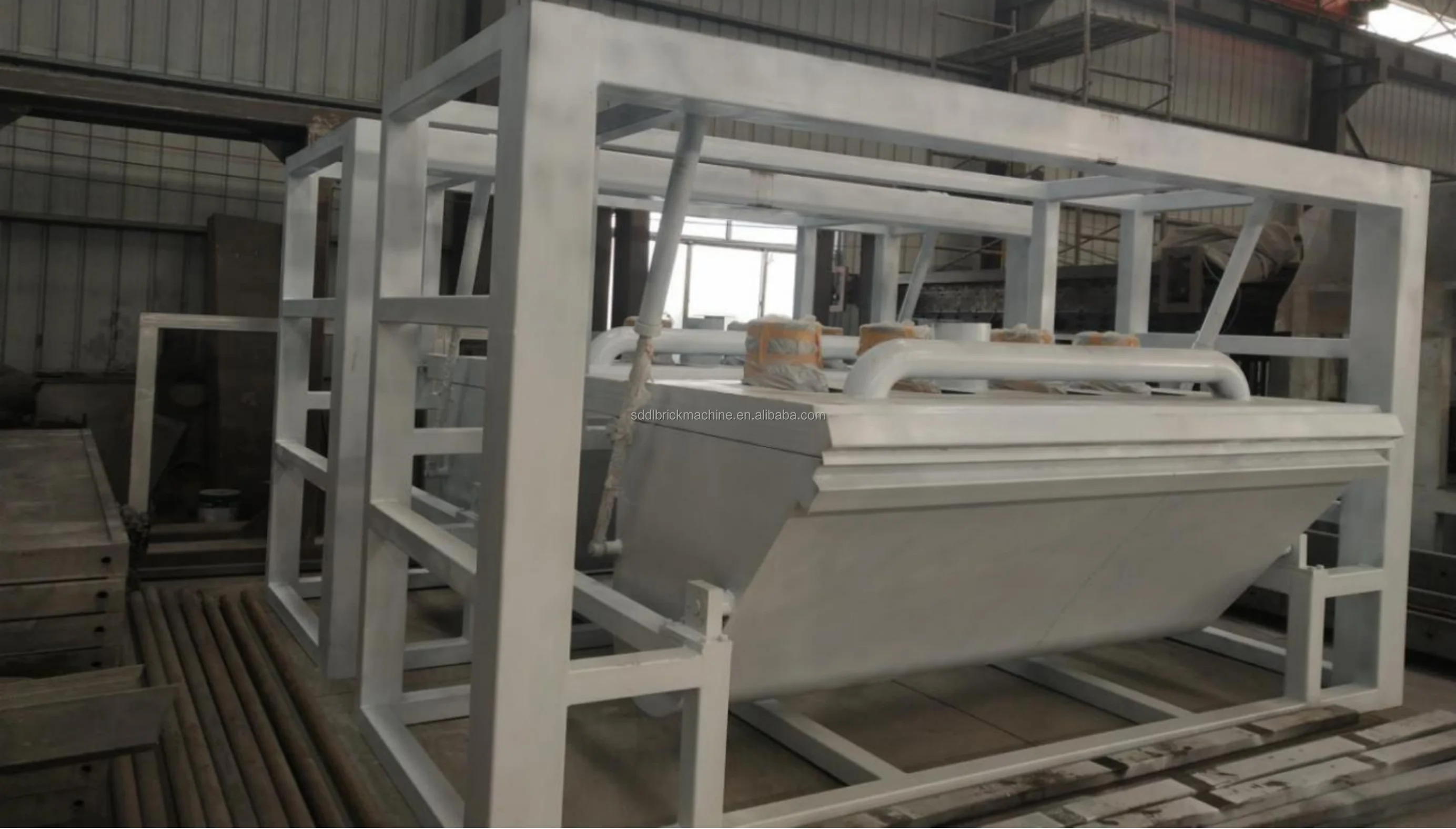 Hydraulic press gypsum block making machine