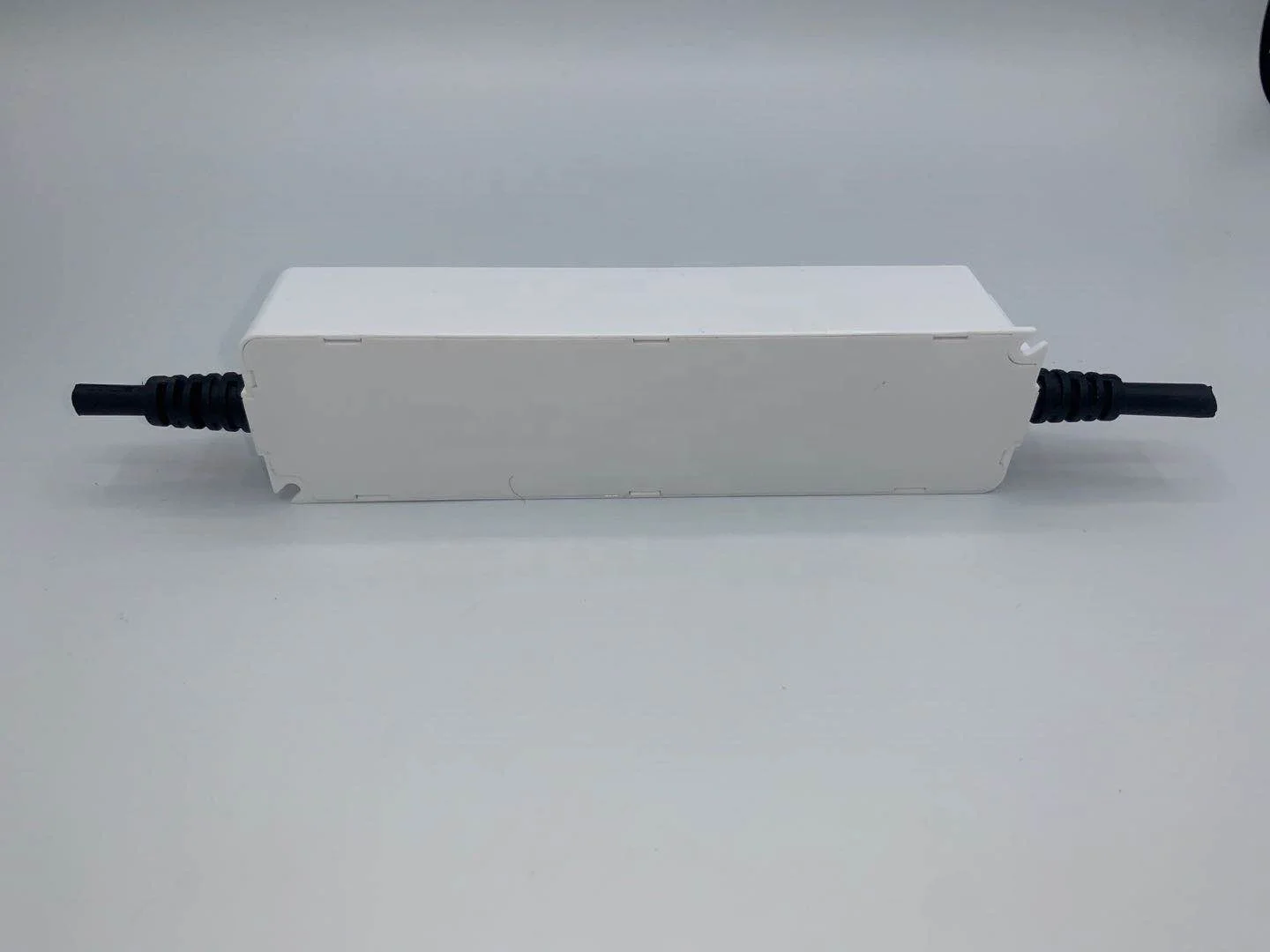 SPF60-12/15/24/36/48A Input 90~305VAC 60W 12~48V 1.25A~5A IP67 constant voltage+constant current LED Driver