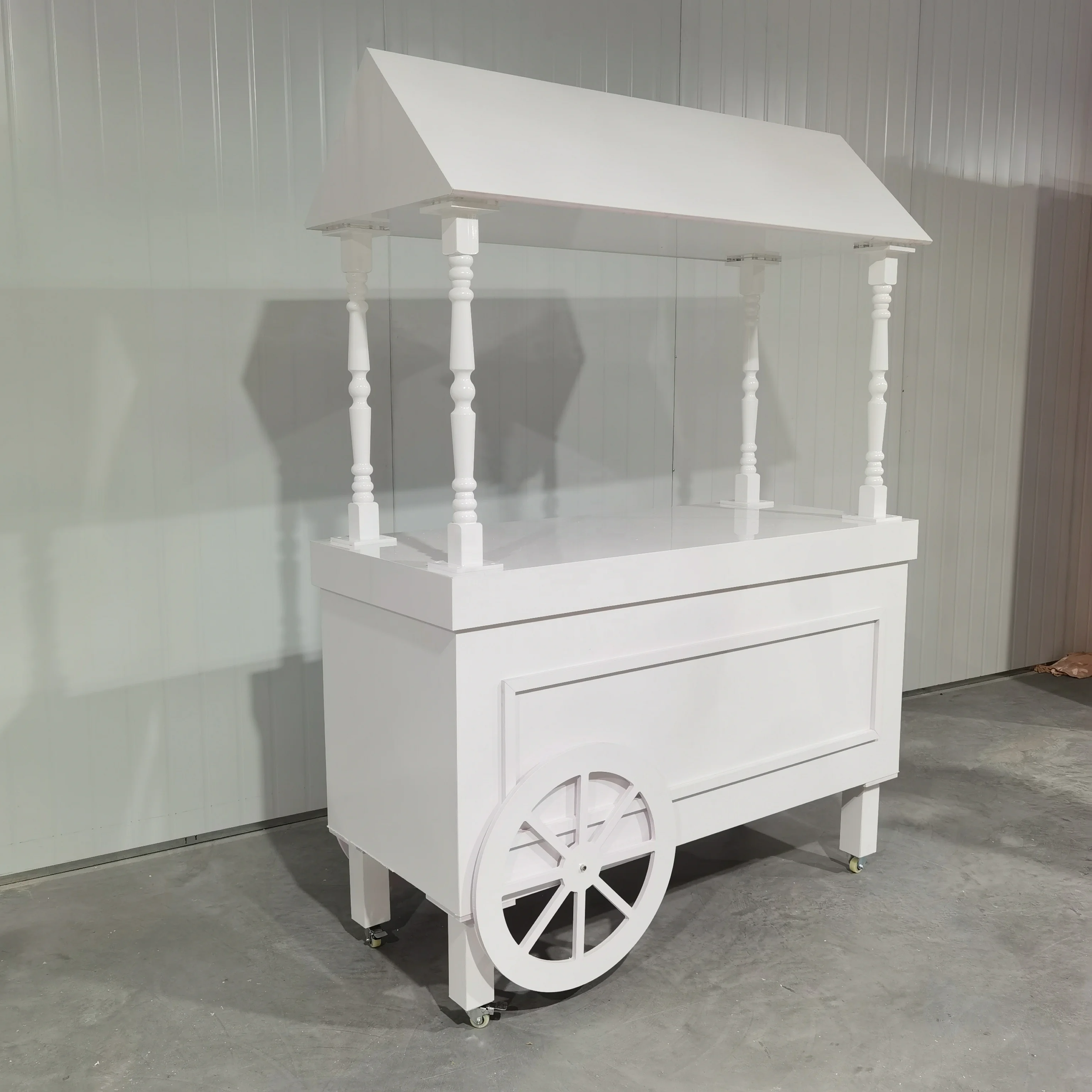 White Color  Nice  Candy Dessert Carts for Wedding Decorations