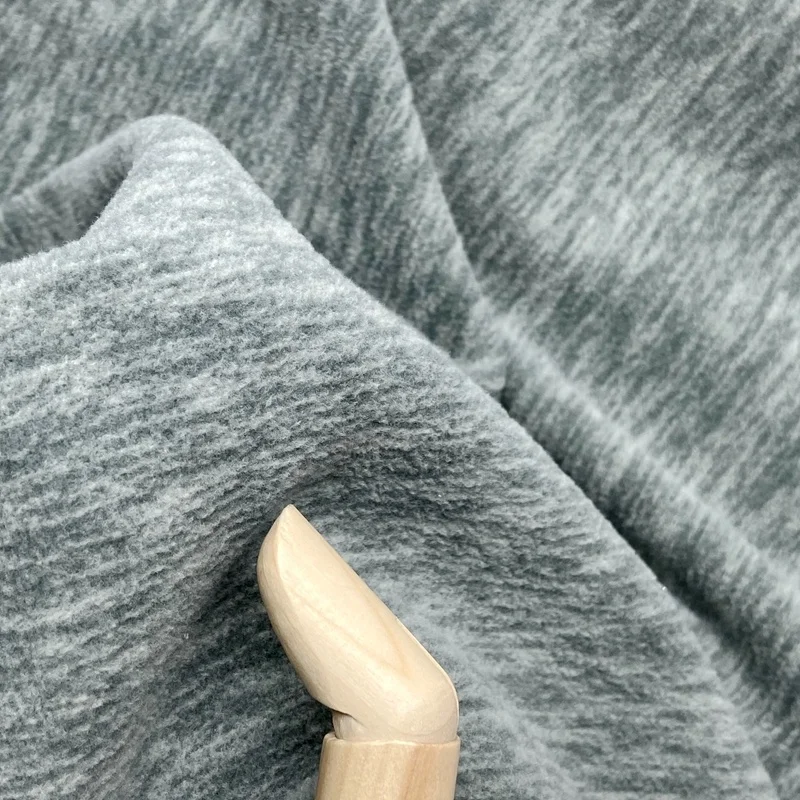 New style winter jacket 100% polyester dark color 260GSM knitting cationic polar fleece fabric