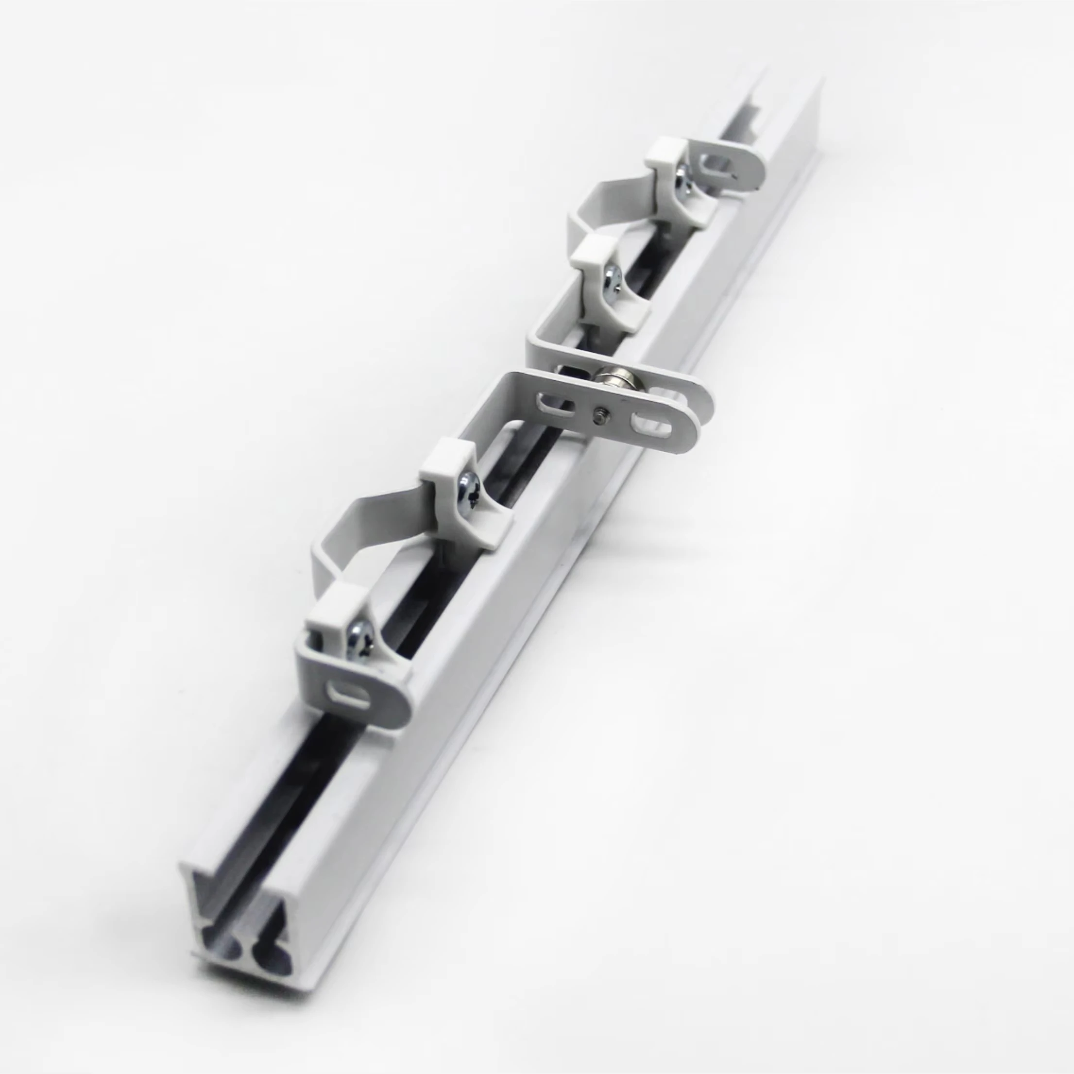 Ripple fold wave fold curtain magnet Master runner 80mm  distance