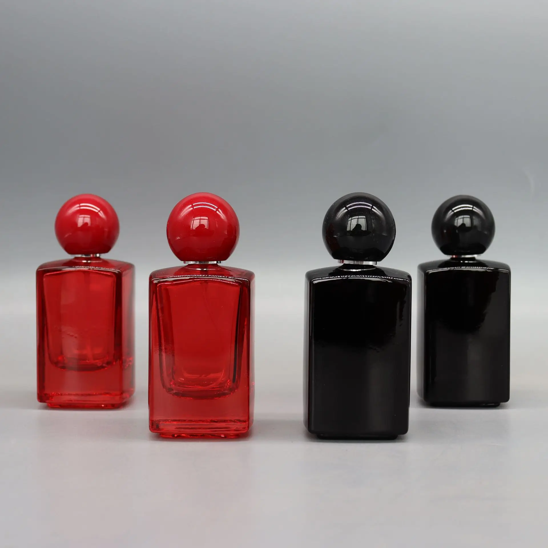 Male/Female Perfume Bottle Ball Lid Pump Square Cosmetic Refillable Fragrance 50ml Black/Red Glass Atomizer Spray Mist Bottles