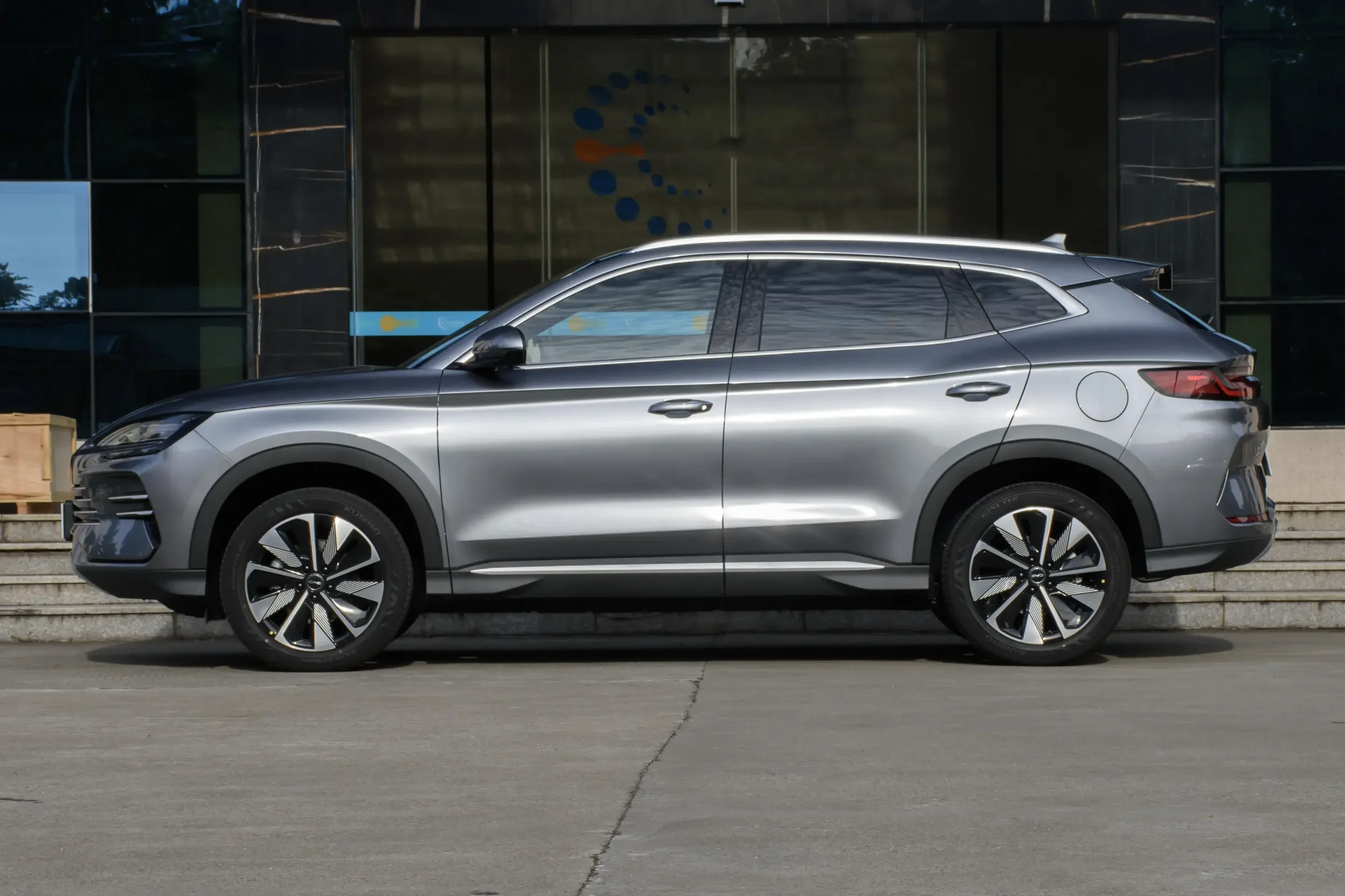 China Brand used 2025 model  BYD Song Plus D-mi Flagship high quality cheap price  2025  BYD  Song Plus D-mi