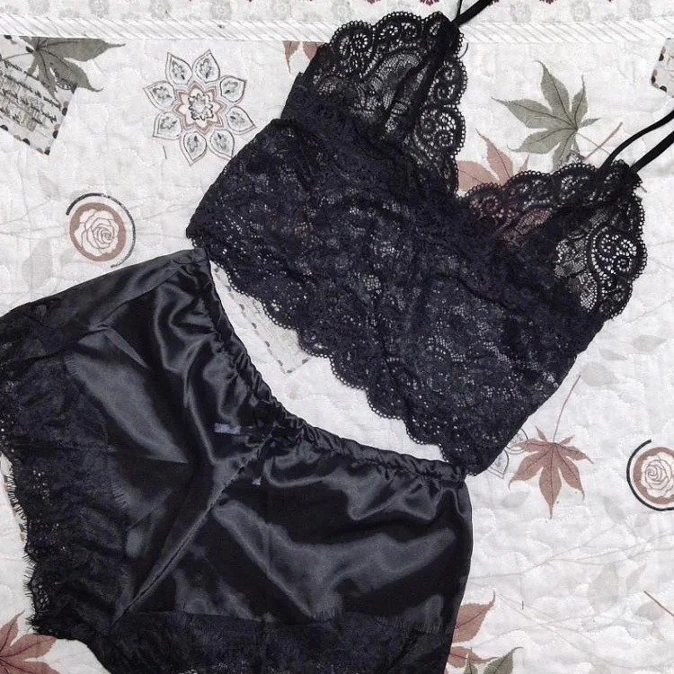 
Womens Pajama Sets Sexy Two Pieces Lingerie Sleepwear Lightweight Silk Nightgown Nightwear For Women 