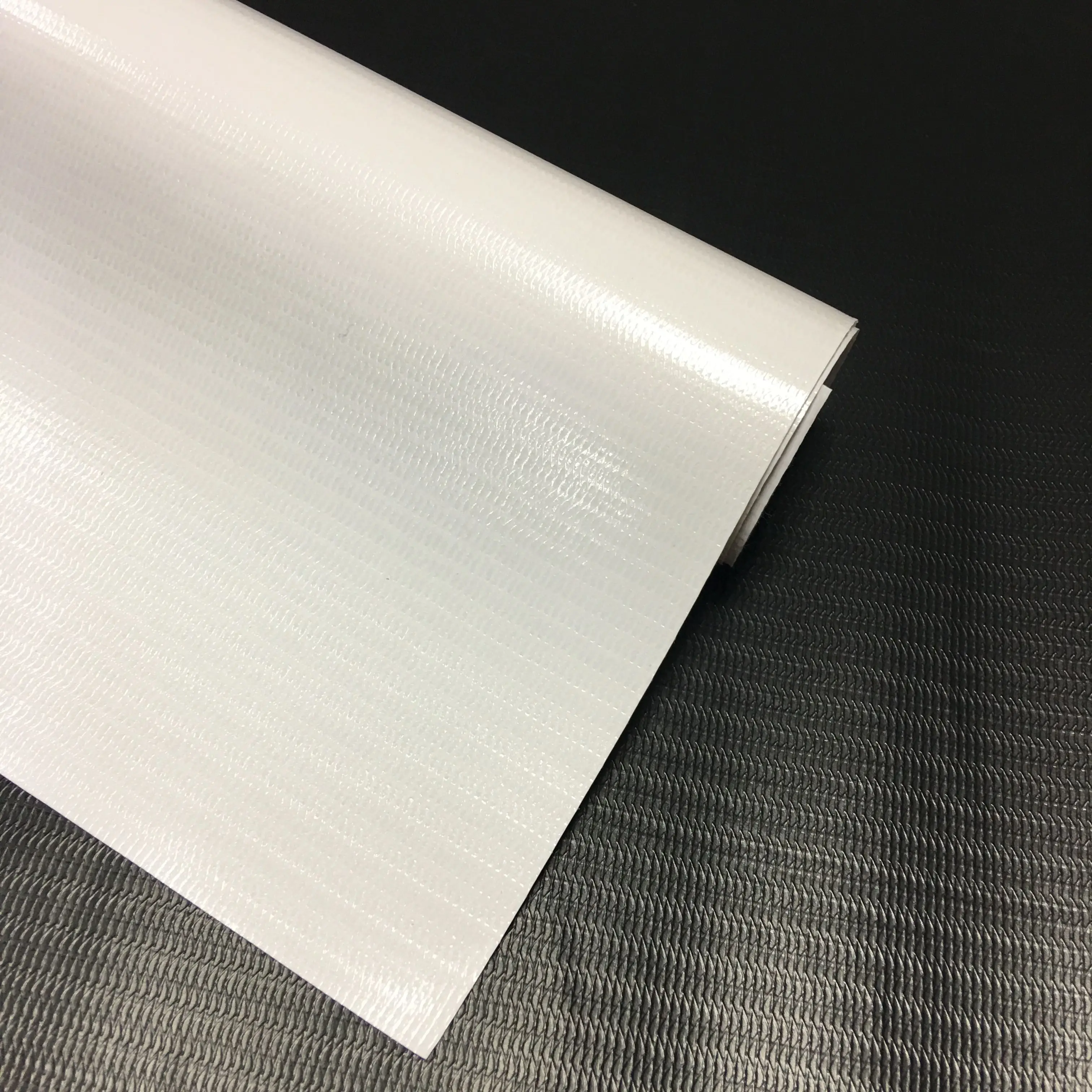 500*300D Thickened PVC Flex Banner Roll Hot Laminated 380gsm Customized Lona Supplier