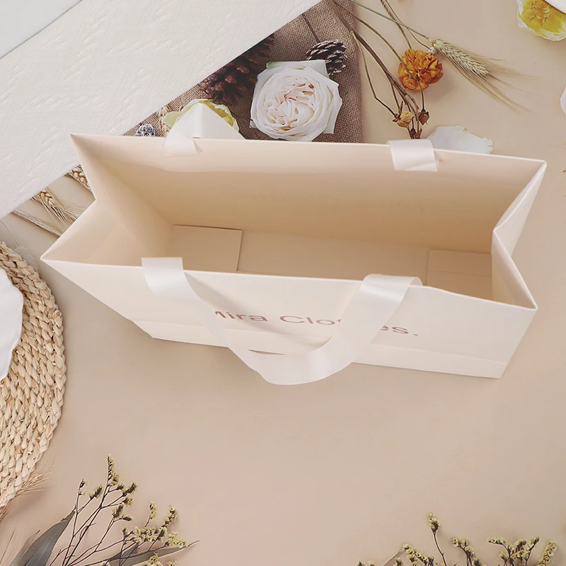 beautiful paper jewelry gift bags pink paper bag for cosmetic logo