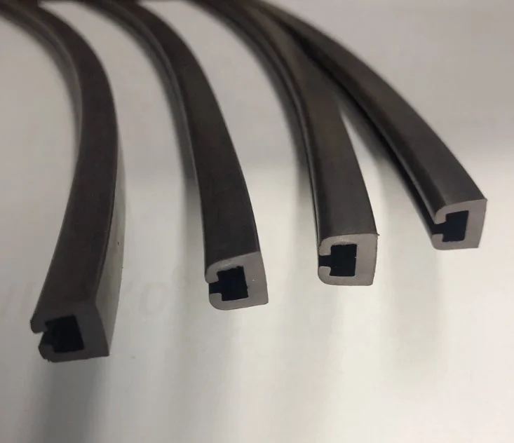 customized rubber magnetic strip for car curtain door sealing