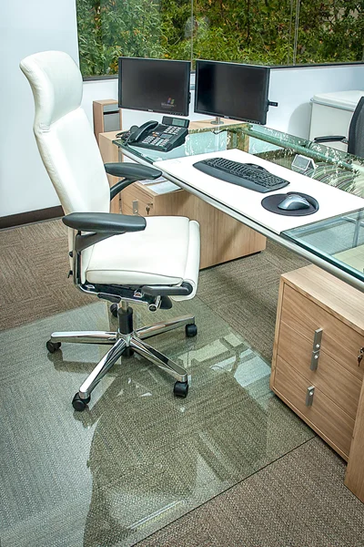 Customizable Protective Rectangle Polish Edge Clear Tempered Glass Chair Mat