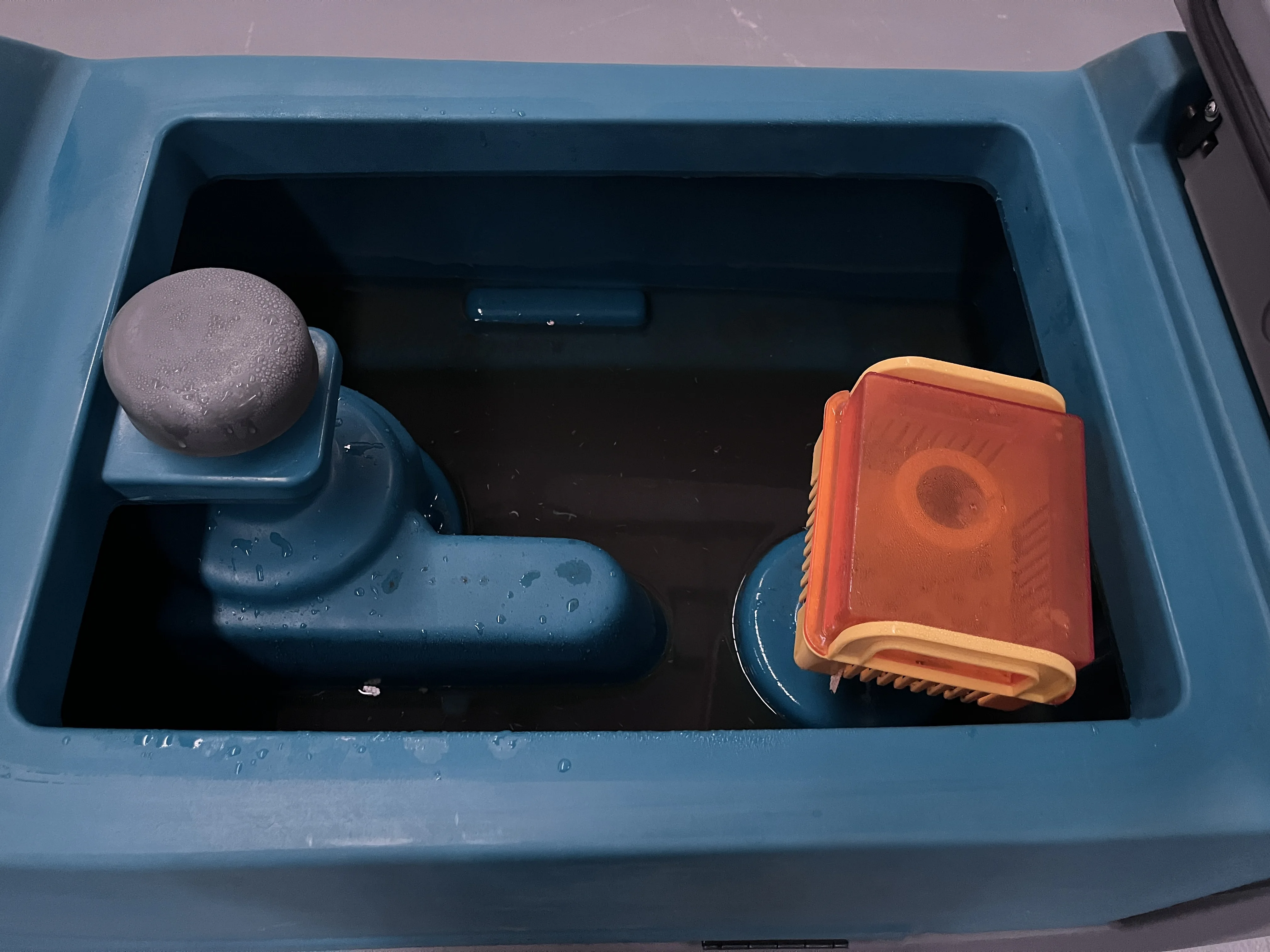 Ironbee JB100  Lead-acid battery cleaning width 850mm 100 liter water tank commercial hand push cleaning floor scrubber