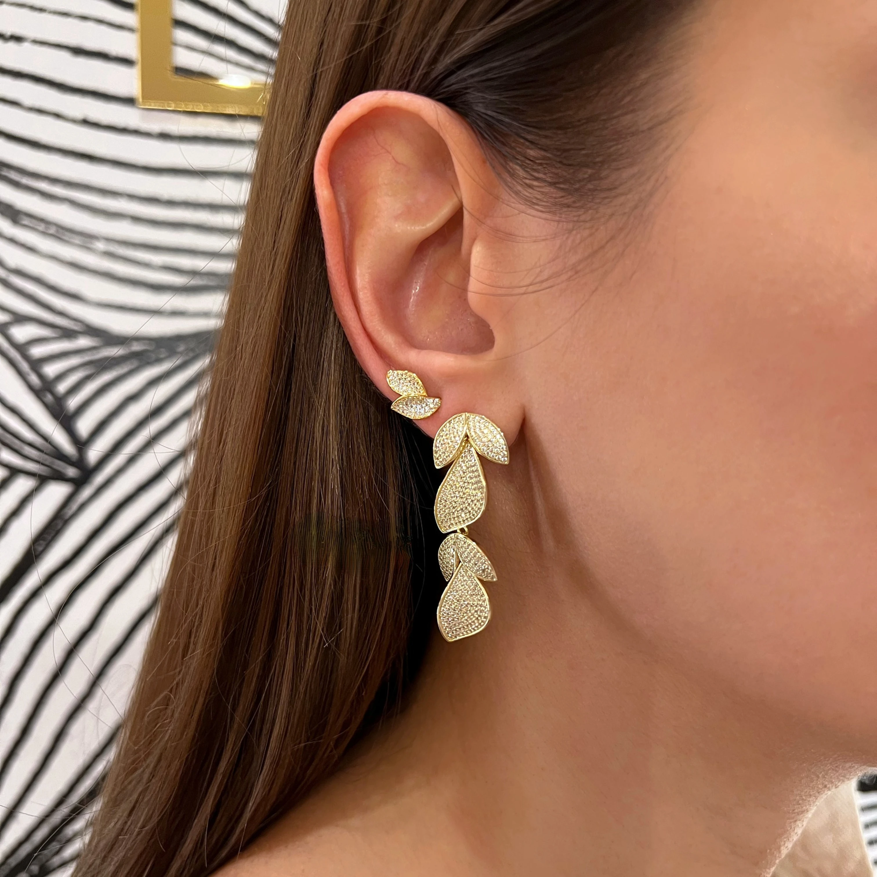 Summer Full Diamond Fashion Women Jewelry 5A Cubic Zirconia Leaf Shape Dangle Stud Earrings