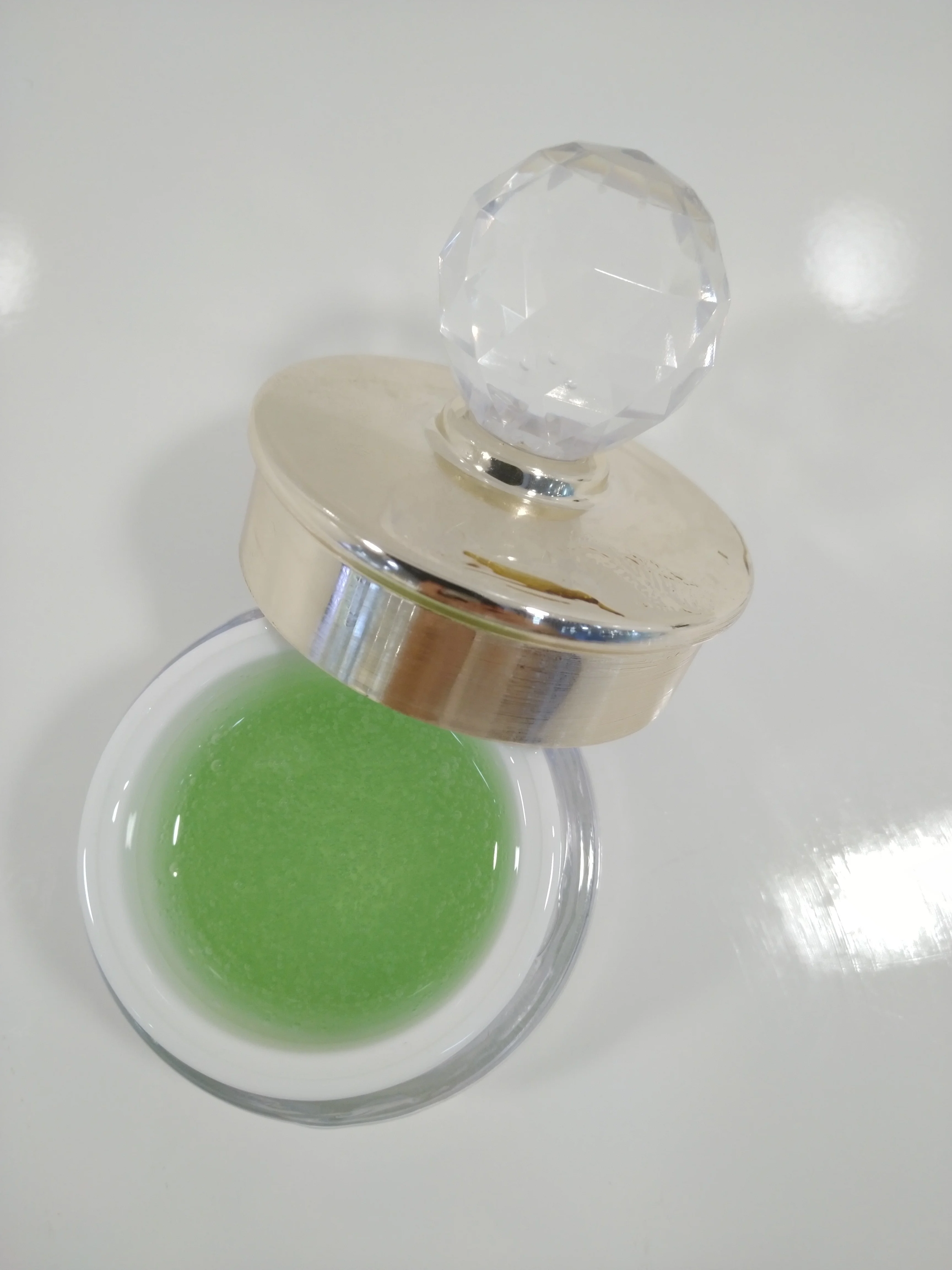 
Moisturizing and nourish repairing hydrating oem private label green natural cucumber hyaluronic acid lip gel mask custom 