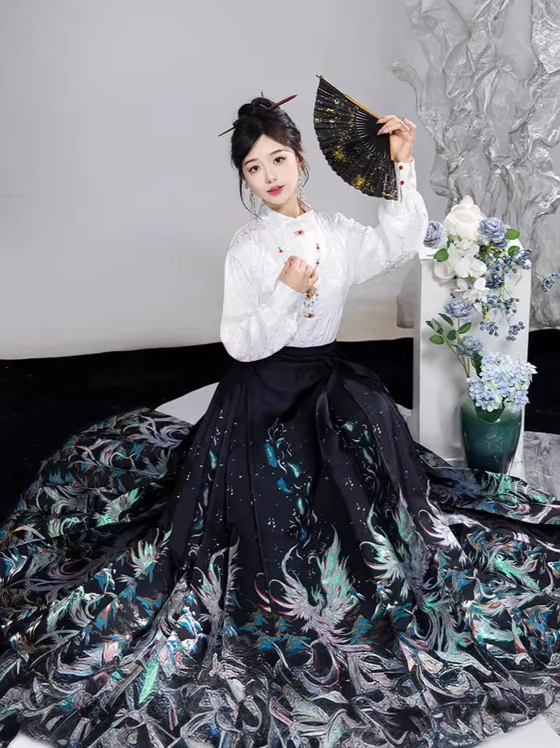 Chinese Traditional Horse Face Skirt Lucky Rich Patterns Daily Chinese Traditional Dress Fashion Hanfu Chinese Traditional Women