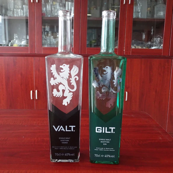 black label green painting color custom branded glass 700ml vodka bottle