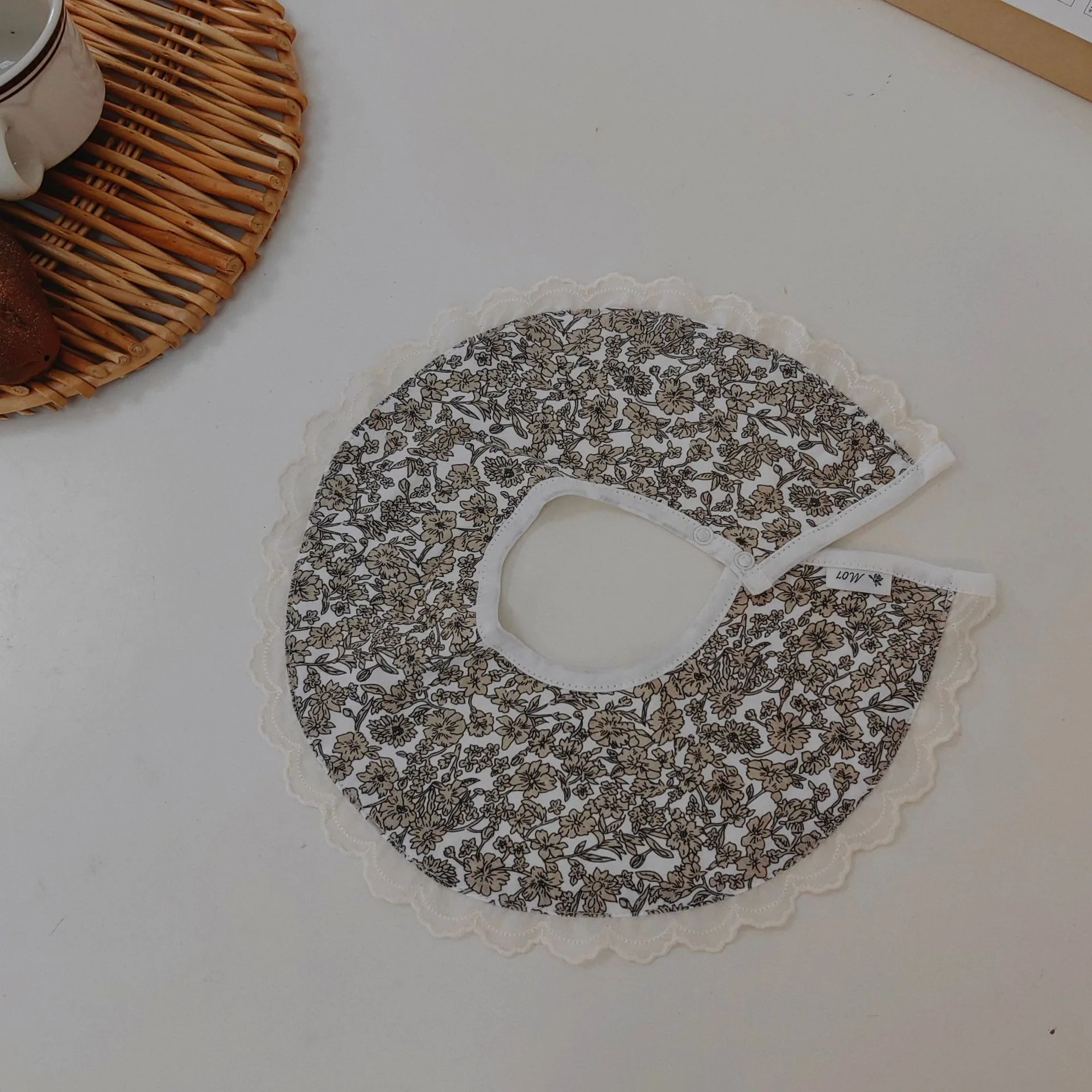 MU INS Korean version new baby saliva towel petal 360 degree rotatable baby bib pure cotton bib for mother and baby products