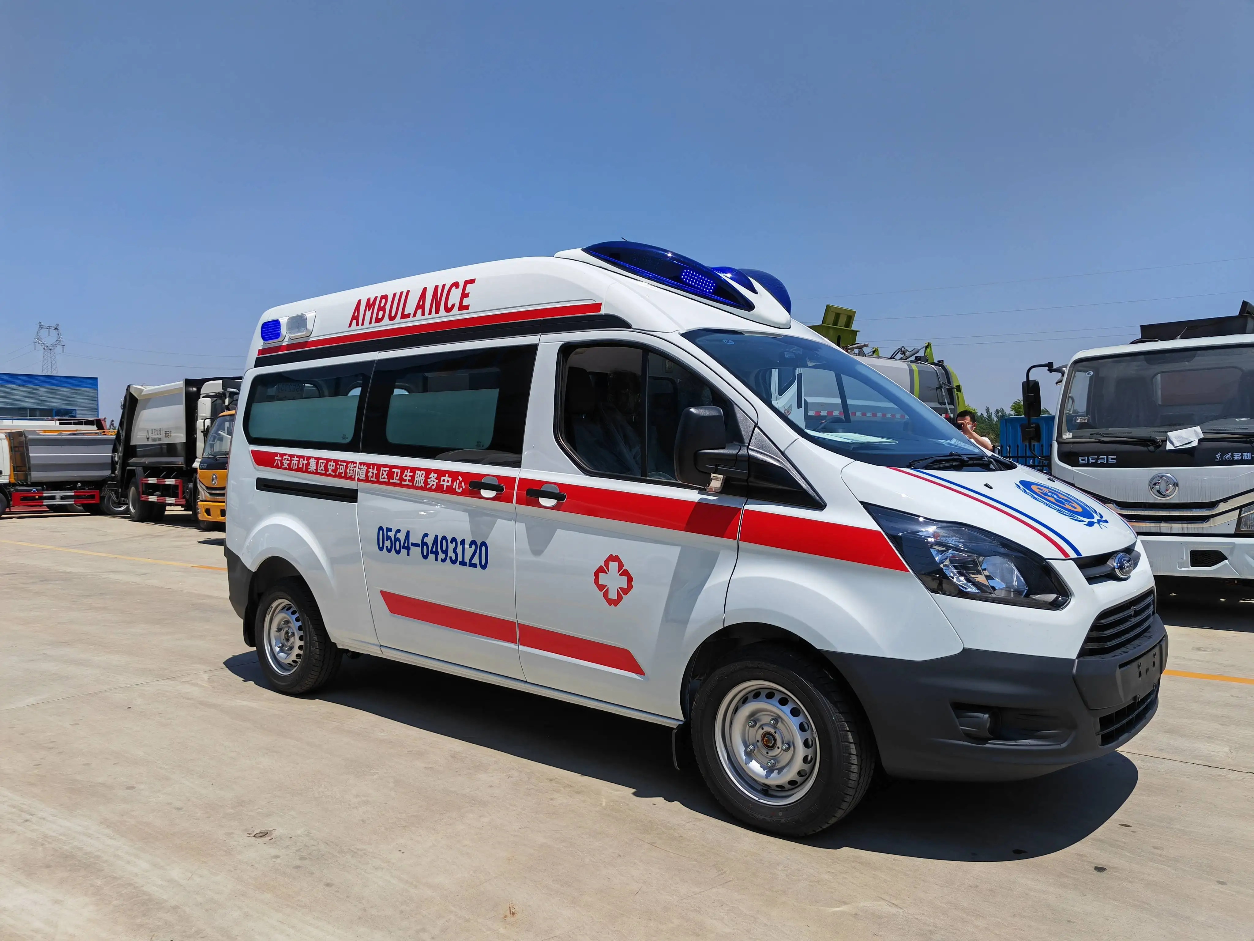 Spot Product Used Cars Transit Ambulance Vehiceles Hospital ICU Medical Clinic Car Van for Sale