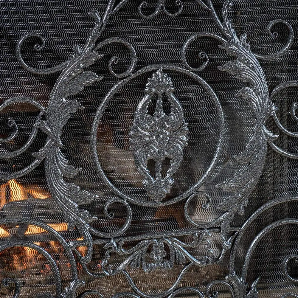Nordic amorous feelings iron art screen is complex and luxuriant decorative pattern adds protection and elegant fireplace screen