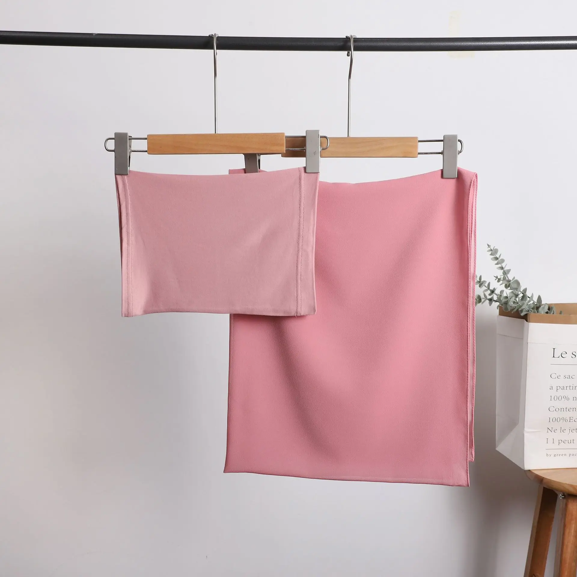 Wholesale Matching Muslim Hijab Undercap Headwrap Women Shawl Custom Chiffon Plain Arabic Hijab Set Inner Cap Hijab Scarf