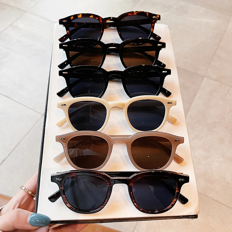 Trendy Retro Small Frame Sunglasses New Fashion Colorful Metal Rimless Square Lenses High Quality Custom Lens ocean lens Color