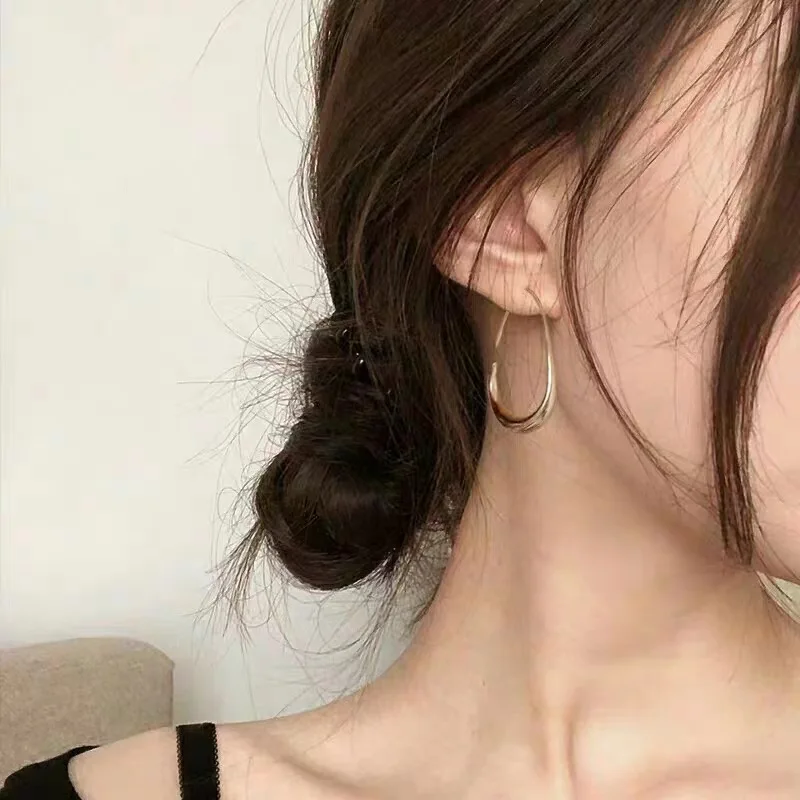 Wholesale Stainless Steel Plated Gold Non Tarnish Hug Hoop Vintage Large Big Earrings For Girls