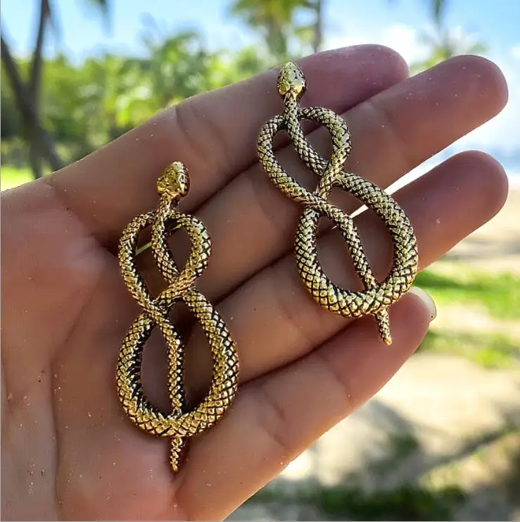  Bohemian Butterfly Flowers Pearl Dangle Drop Earrings for Women Vintage Snake Geometry Hollow Metal Gold