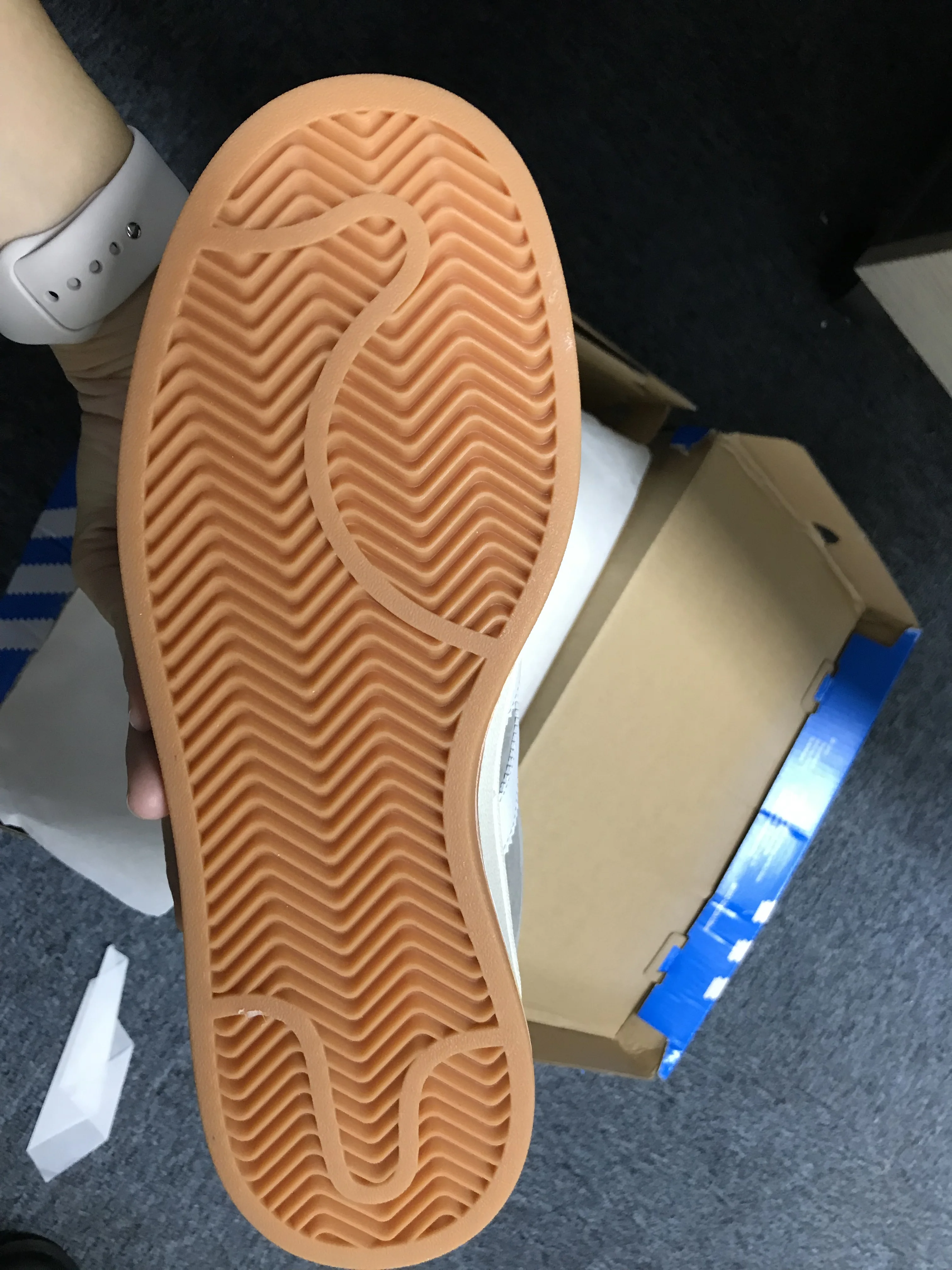 Private Customized 1V1 Professional online Purchasing Agent by 1688/weidian/taobao/hoobuy/oopbuy/panglobalbuy till Italy