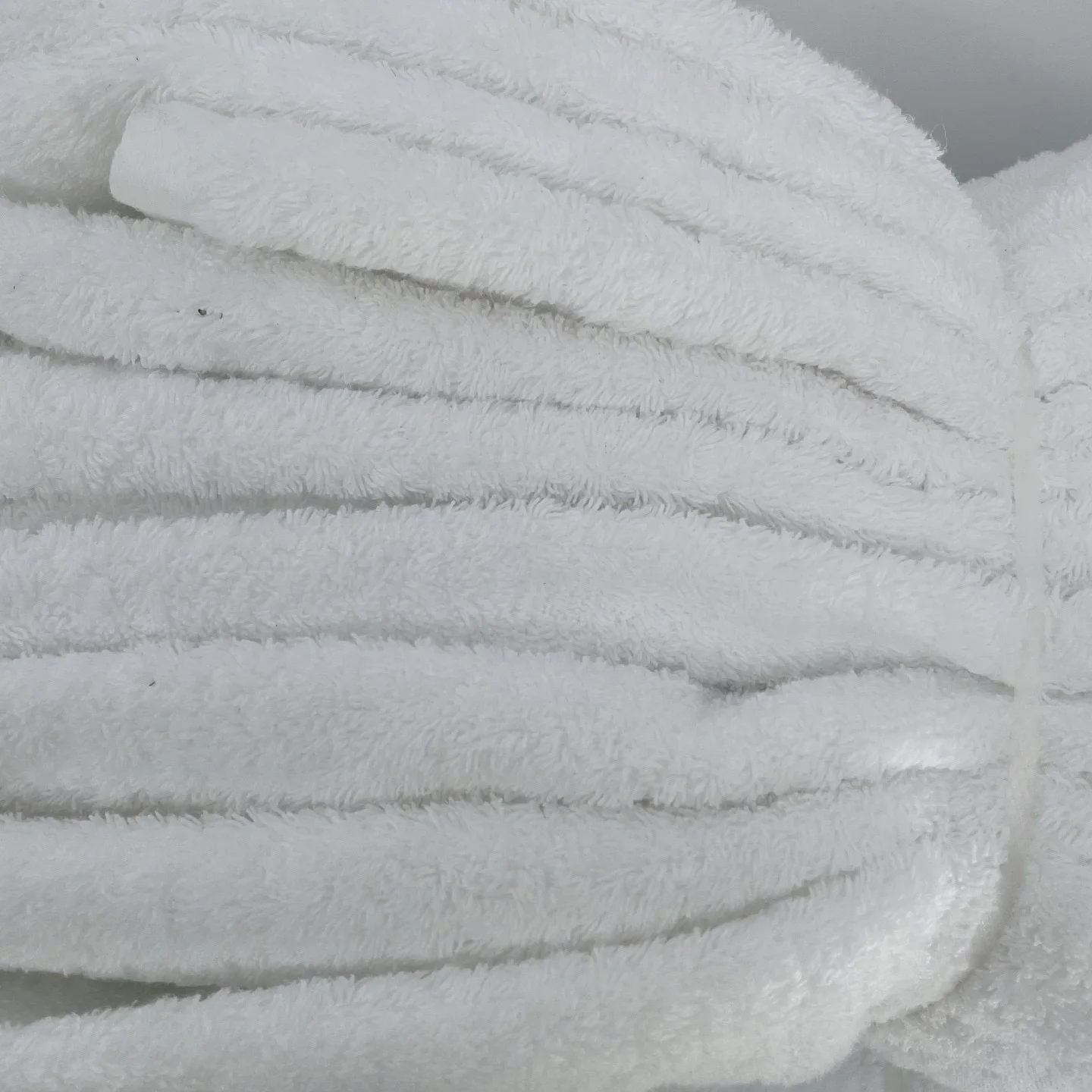 Чистые белые дешевые тряпки для мытья банных полотенец из 100%