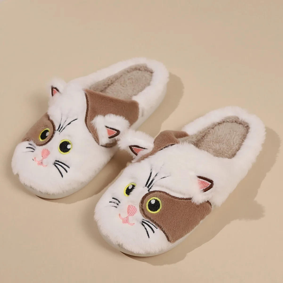 Wholesale cute cute cat design warm furry winter indoor slippers