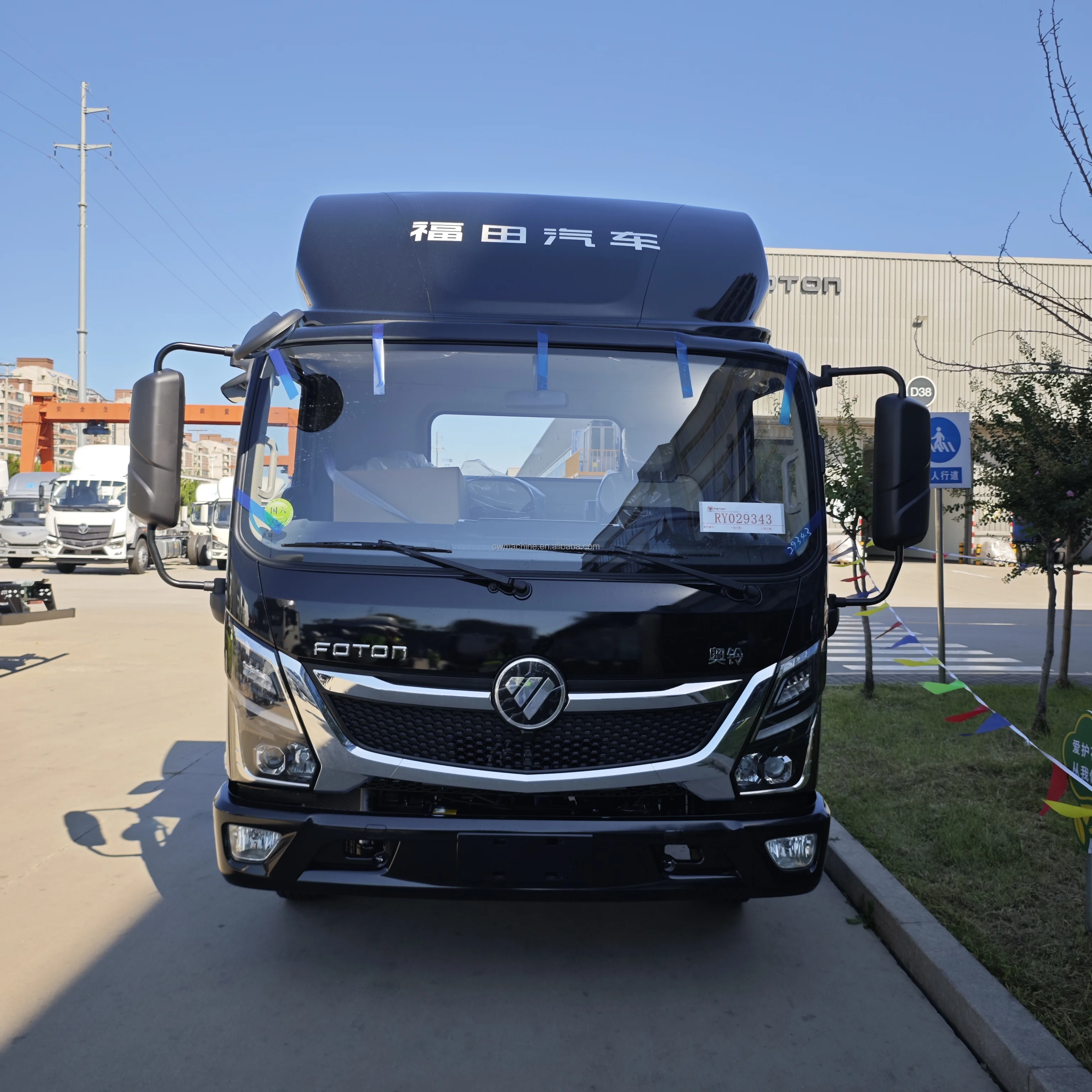 Недорогой новый дизельный 4*2 4*4 приводное колесо 3 5 8 10 тонн Foton Auman Aumark небольшой мини легкий грузовой автомобиль шасси для продажи