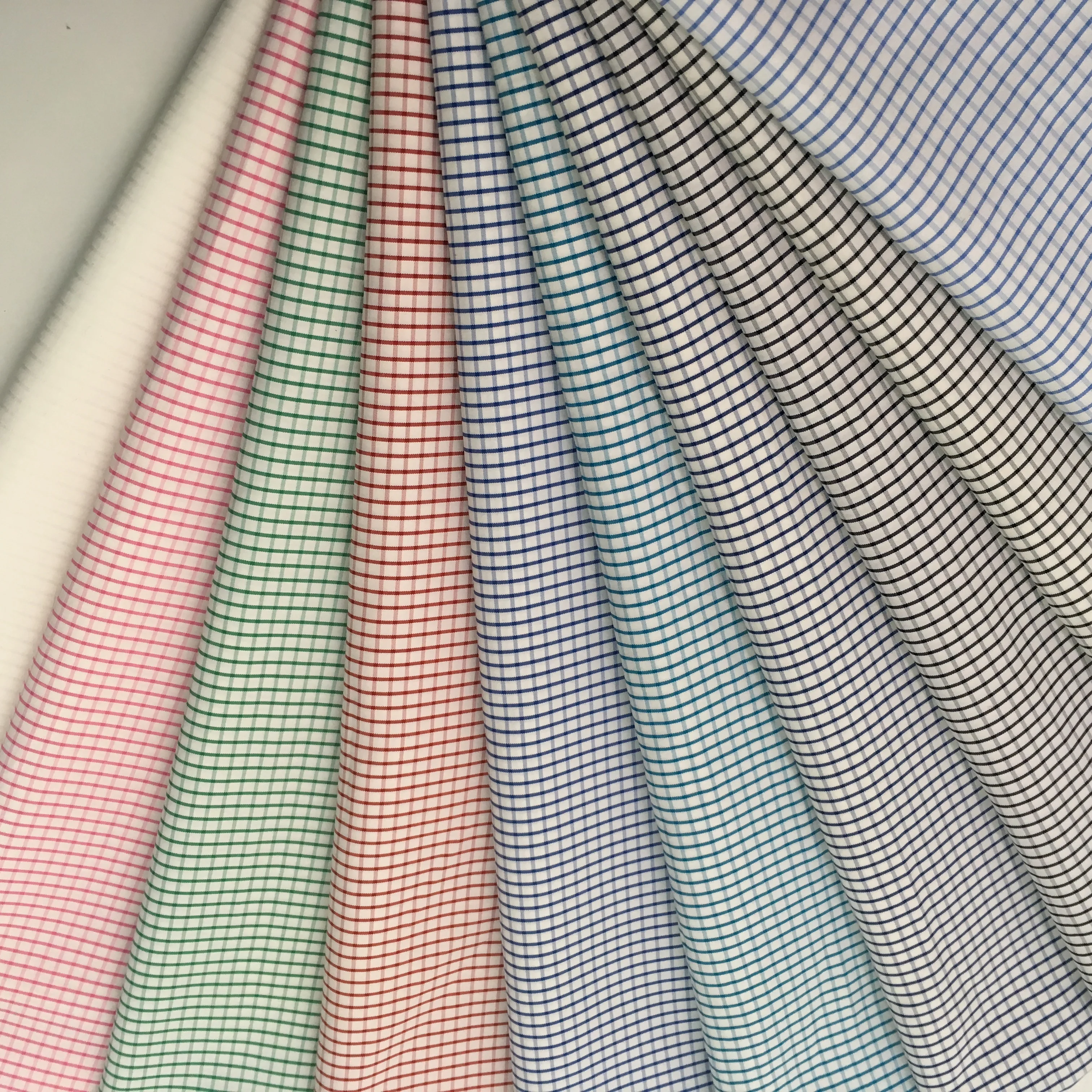 High Quality 100% Polyester Fabric Light Multi Color Printing Lattice Textile Fabric