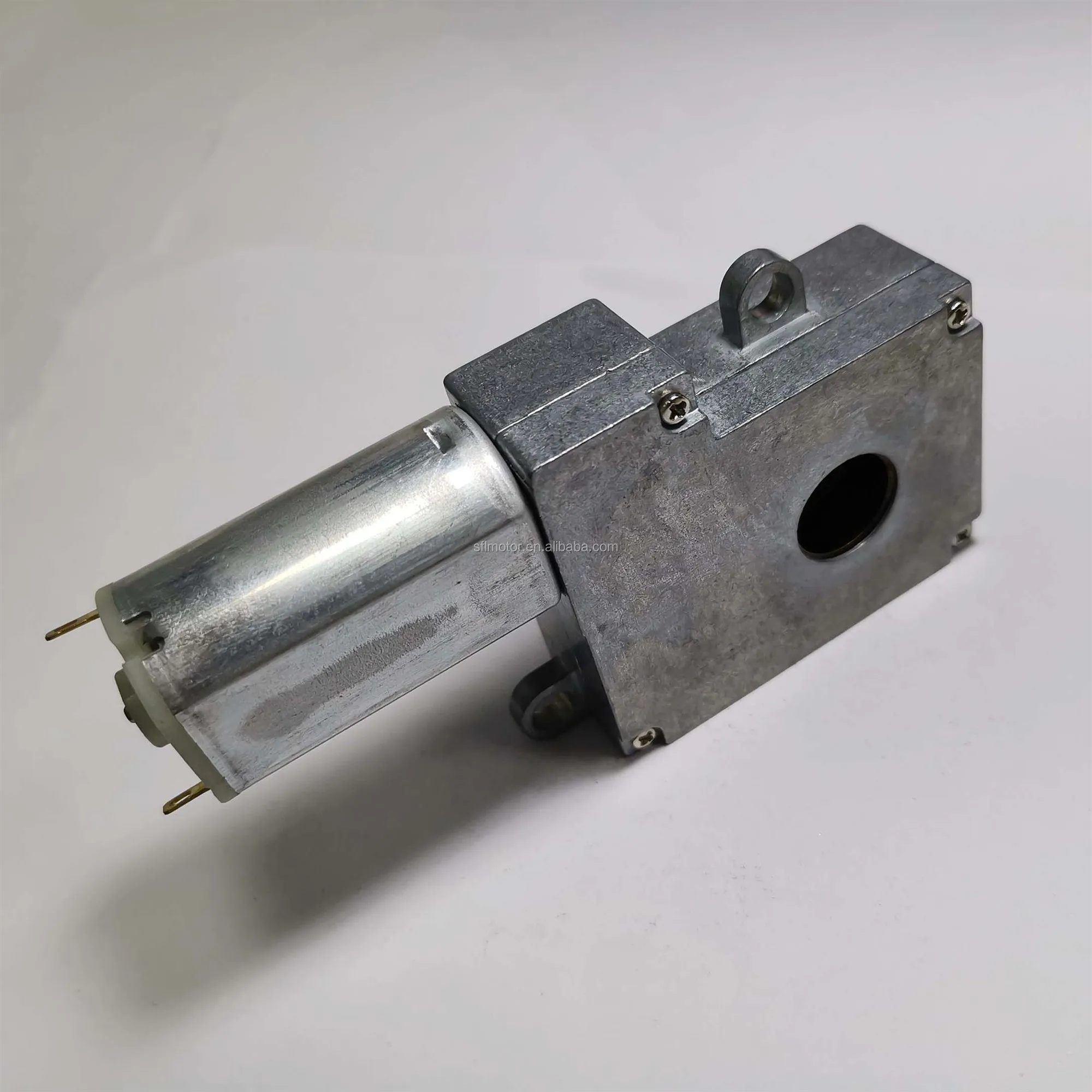 12 volt reducer engine 40NM 390 self-lock dc worm gear motor