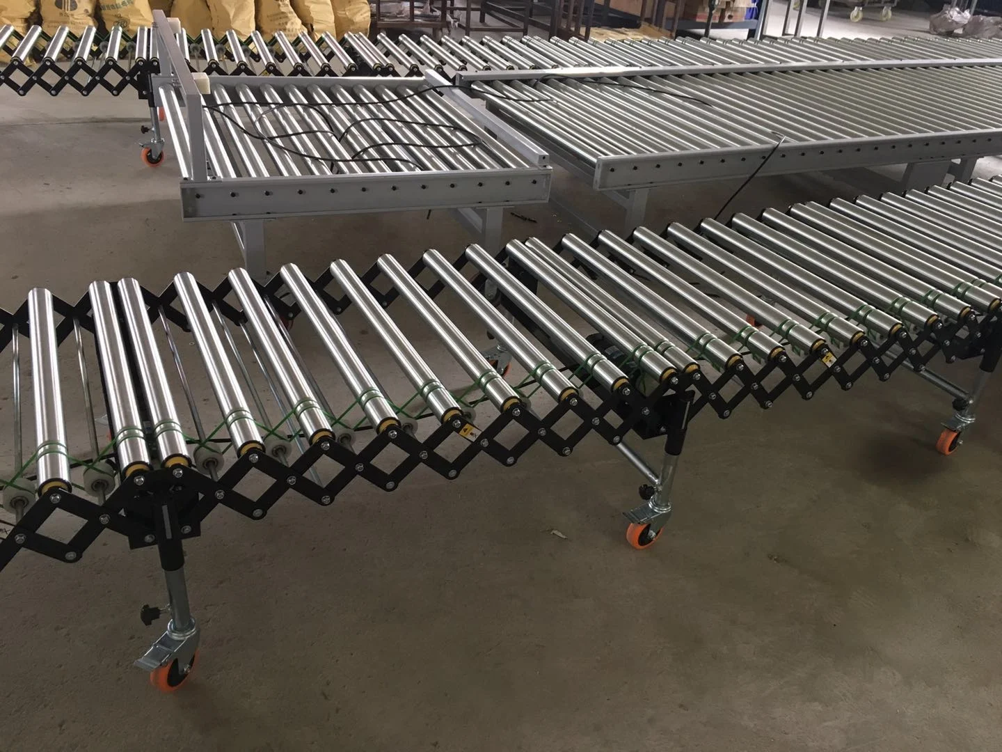 high efficient Roller Conveyor Line with carbon steel