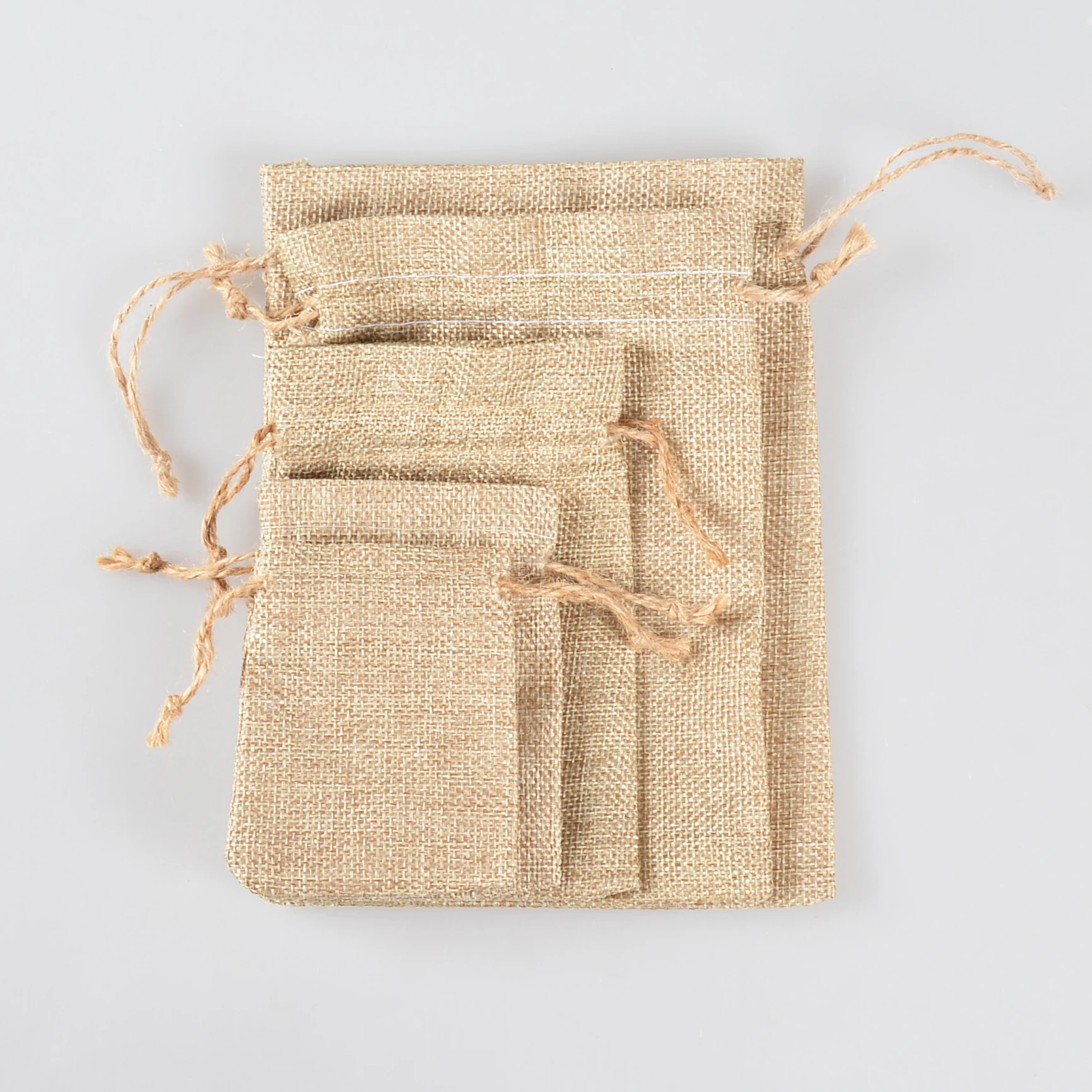 Wholesale Burlap Gift Sack Jute Rope Gift Bags For Wedding Party Favor Drawstring Bags Pouch Custom Logo Accept