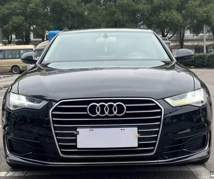 Высококлассный бутик Подержанный высокоскоростной модели udi A6L2020 40 TFSI Роскошная динамическая модель