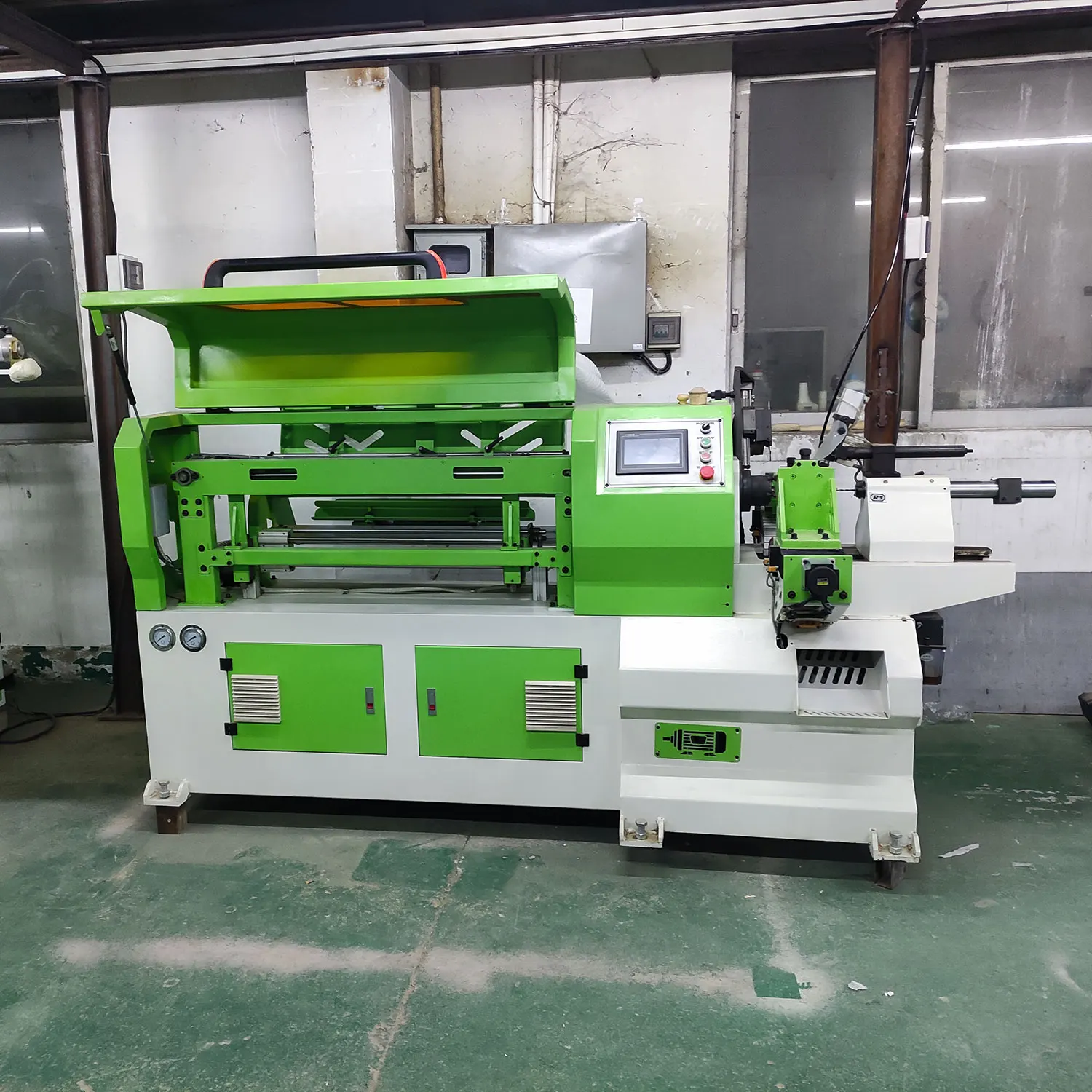 PL450 Automatic feeding wood lathe machine with engraving wood turning lathe machine