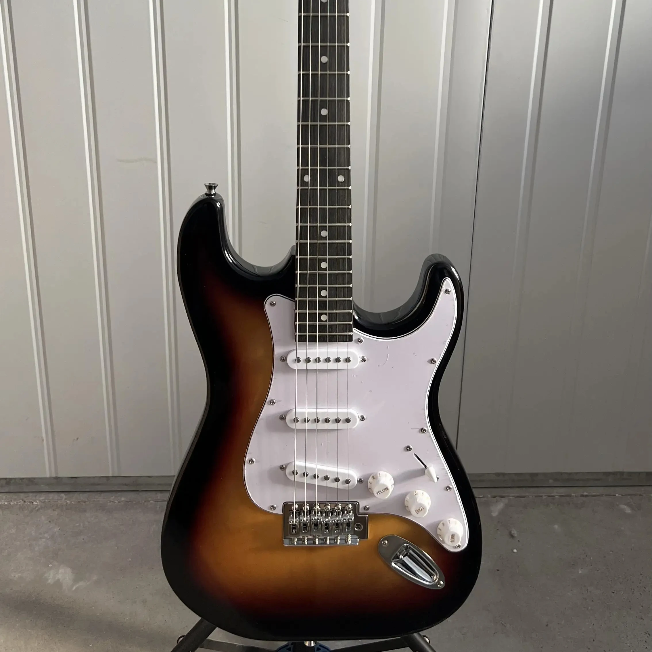 Geake ST-201  basswood electric  guitars for  beginners guitar
