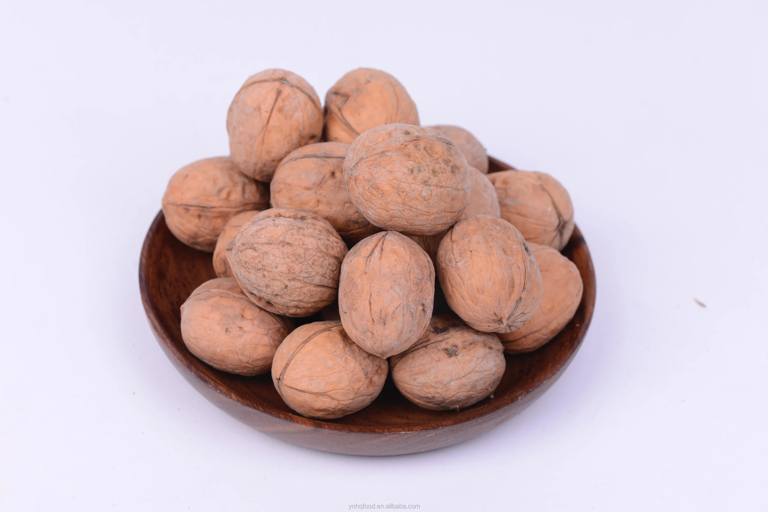 Бесплатные образцы nueces xinjiang сырые сухие грецкие орехи в