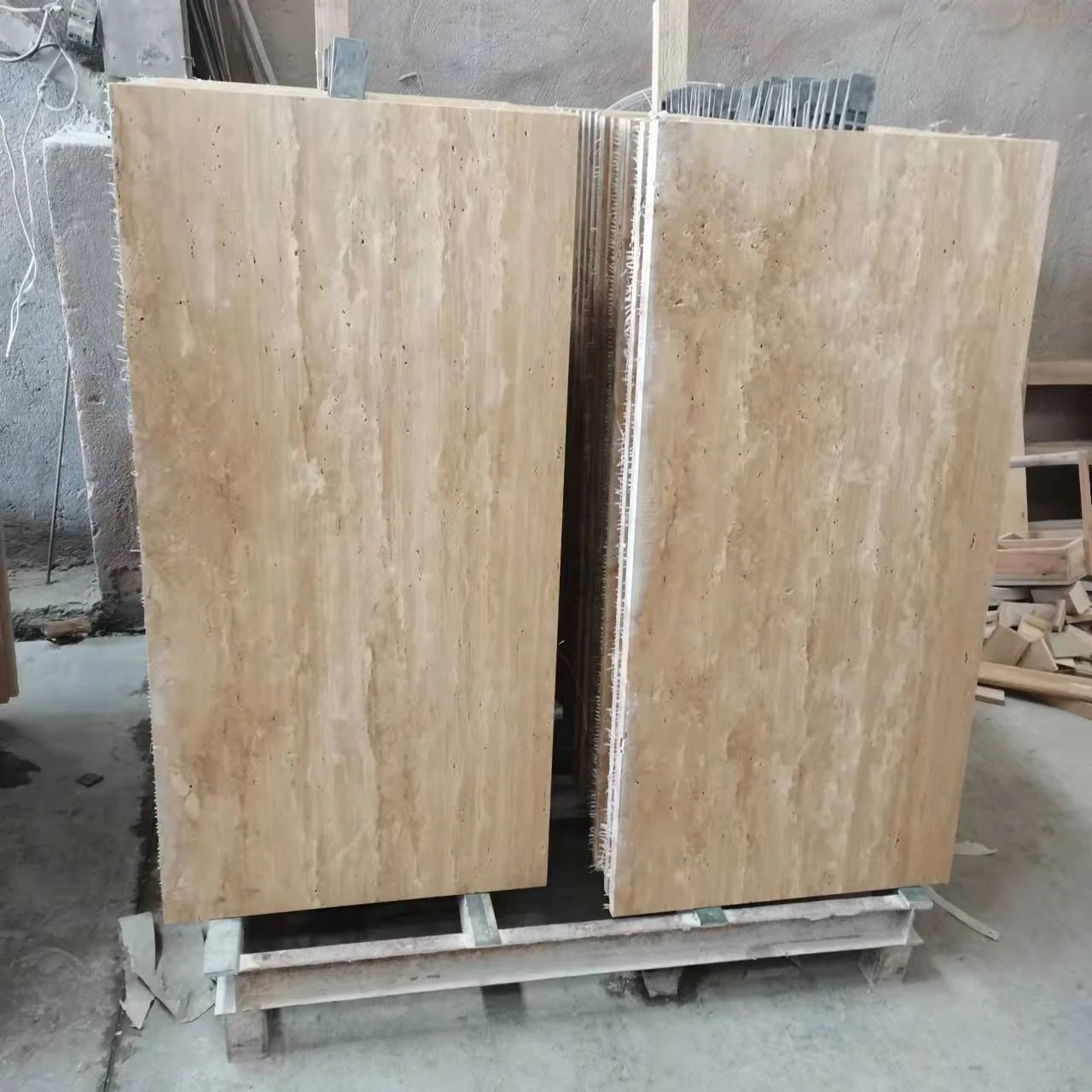 Stone Roman Travertine Stone Flexible Cladding Stone Italian Travertine Slab Travertine Wall Panel Flexible Natural Tile Photo -