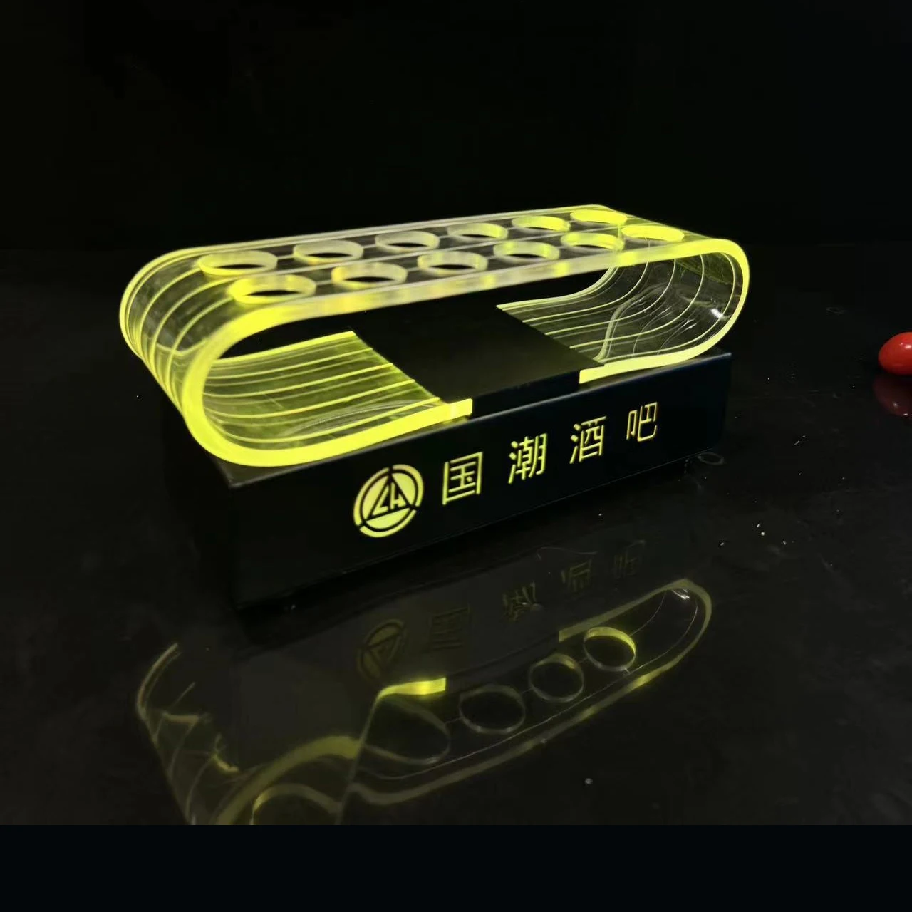 High quality acrylic led champagne wine bottle glorifier presenter for club bar nightclub sign display