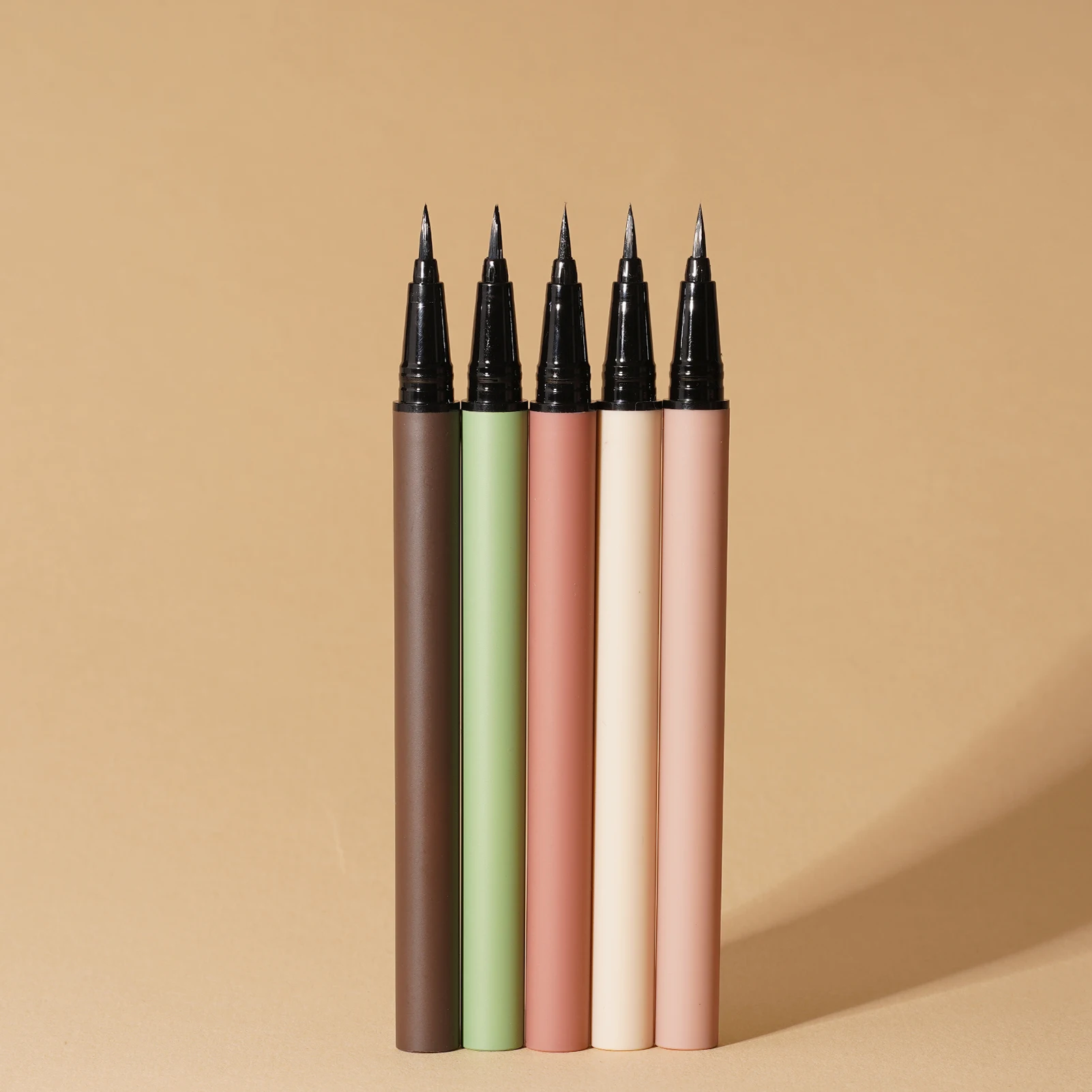 Lilywild Quick Custom Logo Private Label High Quality Vegan Eyes Makeup Liner Color Pen Matte Waterproof Black Liquid Eyeliner