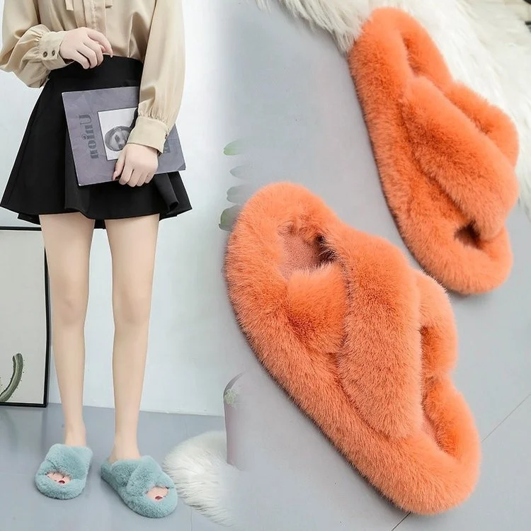 Winter Women House Furry Slippers Fashion Faux Fur Warm Shoes Slip on Flats Shoes Wholesale