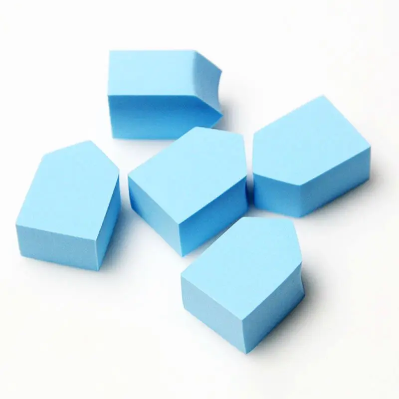 2022 Trends Travel Easy Carry Small Cosmetic Blending House Shape Puff Wedge Makeup Sponge Free Latex House Shape Powder Puff