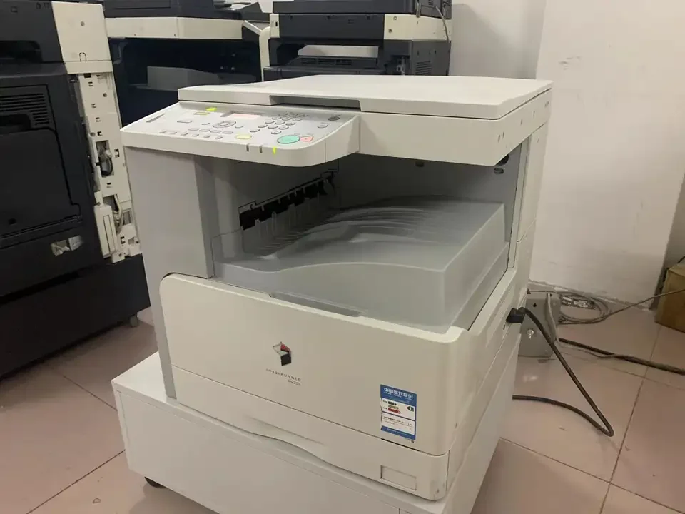 Отремонтированная копировальная машина для canon ImageRUNNER 2420 a3 черно-белая