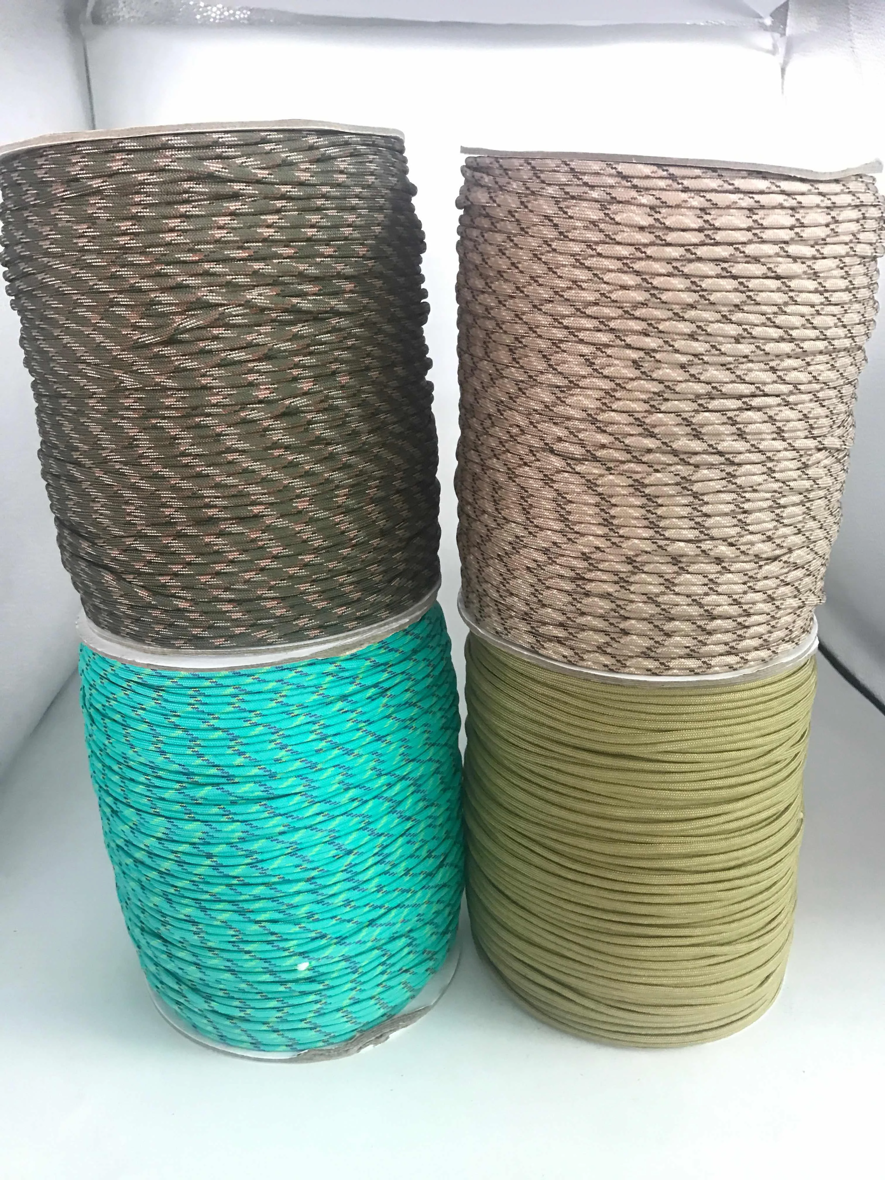 Perennial Functional Survival 260 Colors 4mm 550lb Paracord Cord 1000FT Bundles Lanyard Parachute For Fabric Tent Hammock