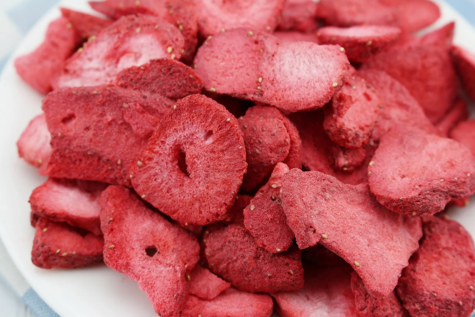 Healthy dried snack freeze dried strawberry