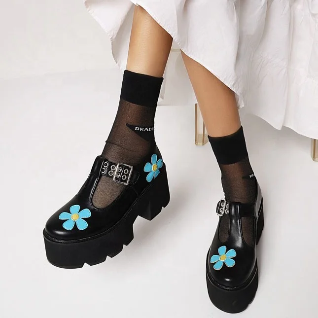 Floral Pattern High Platform Large Size 43 Chunky Heel Women Reflective Dress Shoes Round Toe Buckle Strap Women Cosplay Shoes