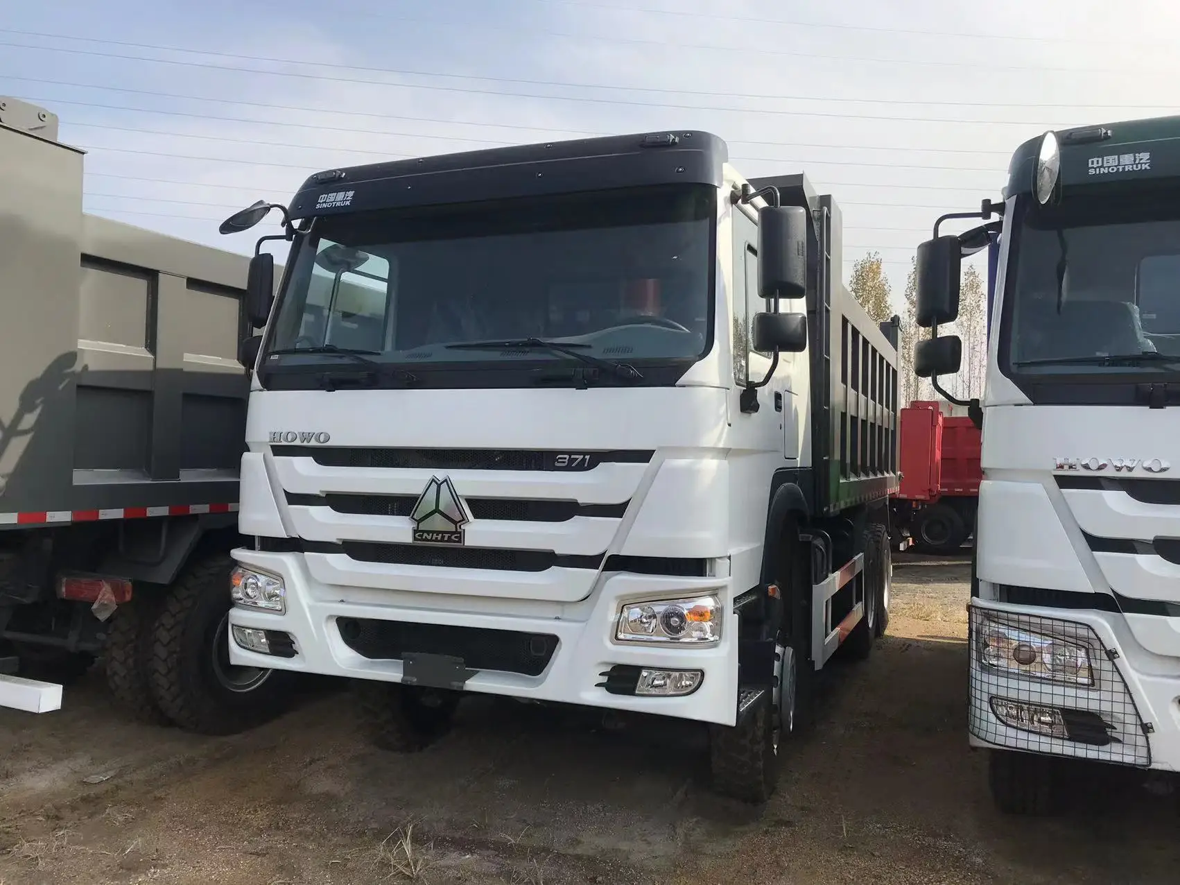 SINOTRUK Howo Diesel Engine 340 380 440 Horsepower 8*4 30 40 50t Dumper Tipper Truck Sinotruck 12 Wheels Mining Dump Trucks