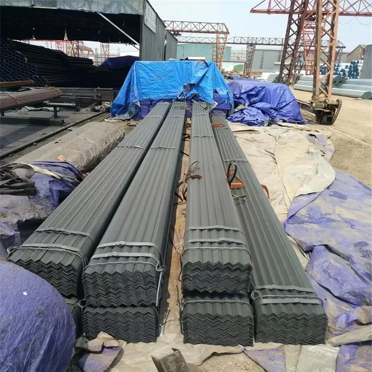  Стальной угловой стержень стандартного размера с прорезью Q235